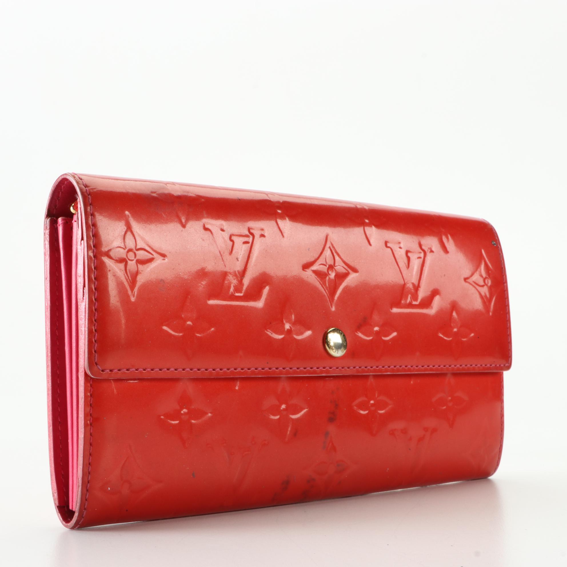 Louis Vuitton Sarah Wallet in Monogram Vernis