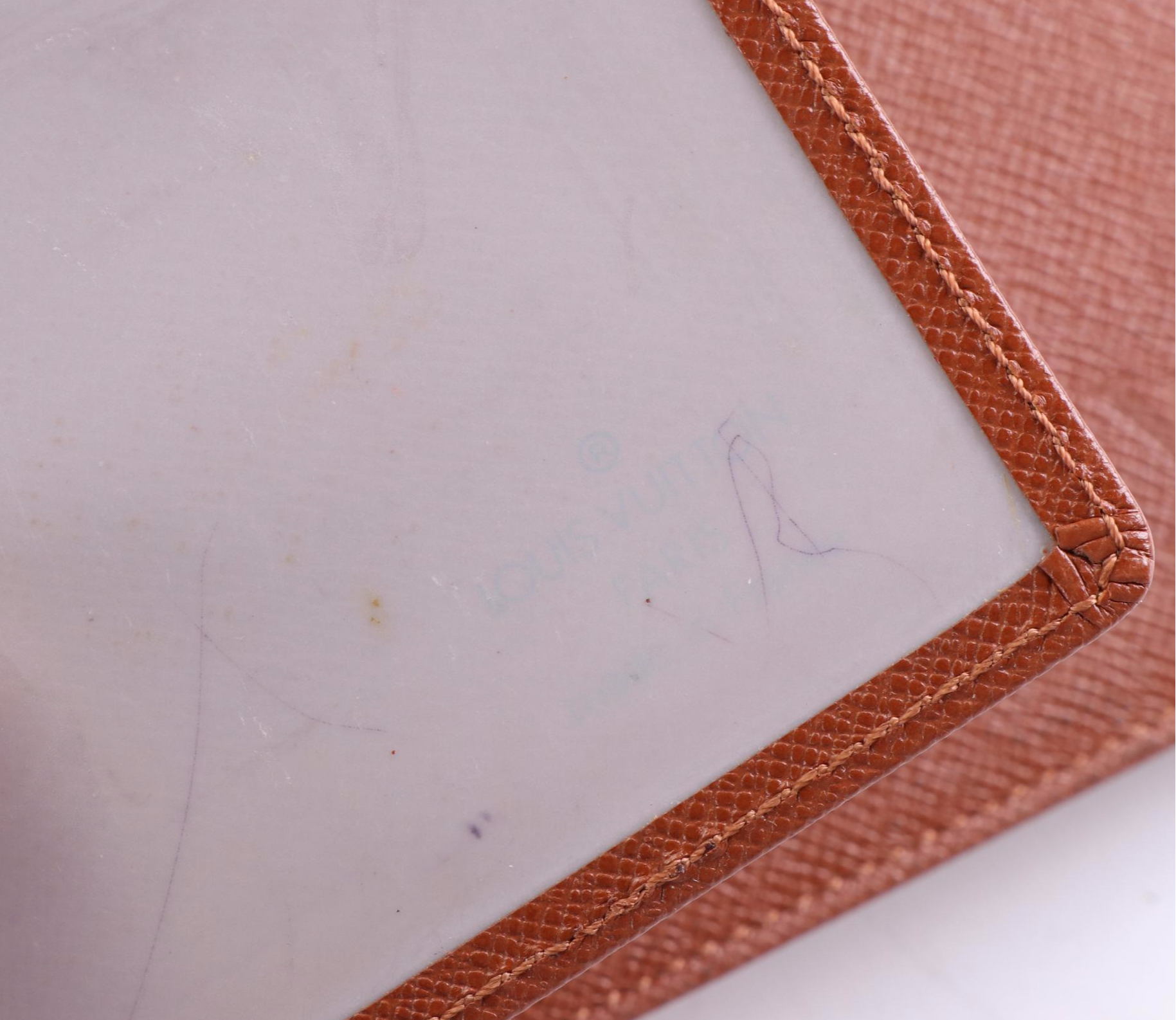 Louis Vuitton Taïga Leather ID/Photo Holder