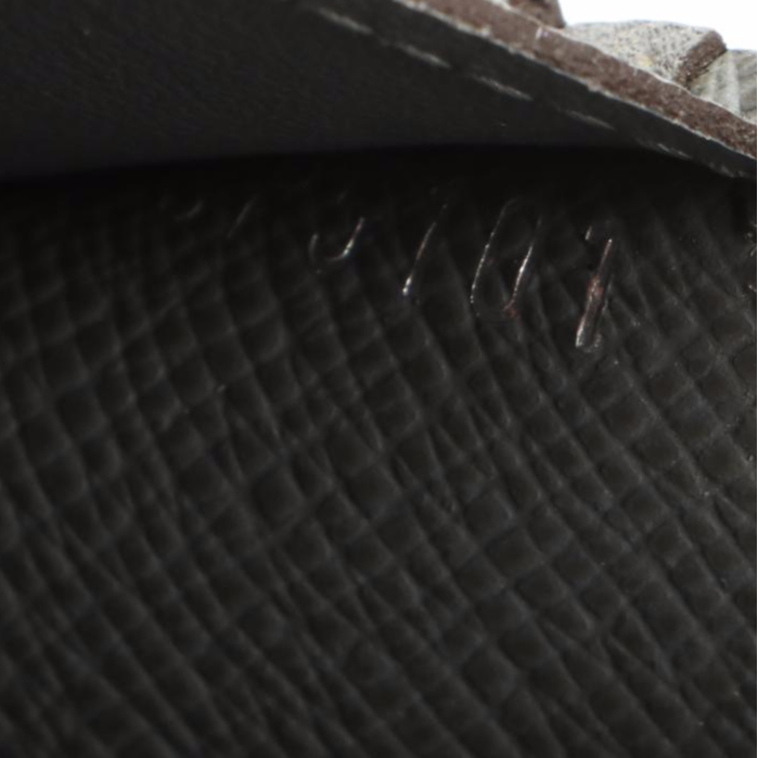 Louis Vuitton Brazza Wallet in Grey Taïga Leather