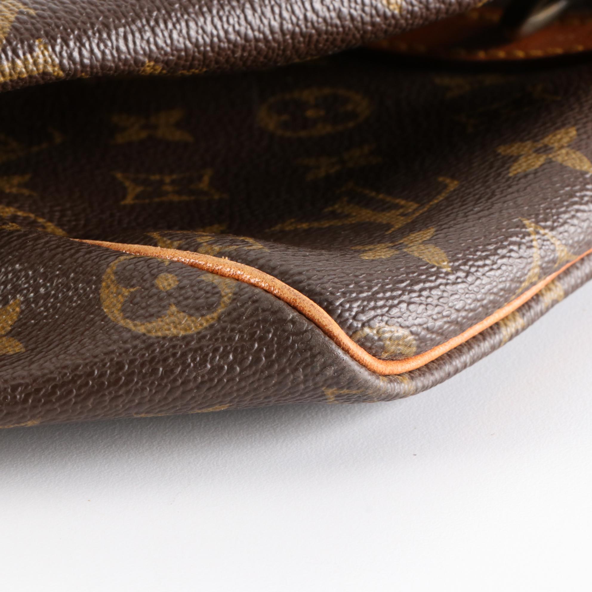 Louis Vuitton Keepall 55 Bandoulière in Monogram Canvas and Vachetta Leather