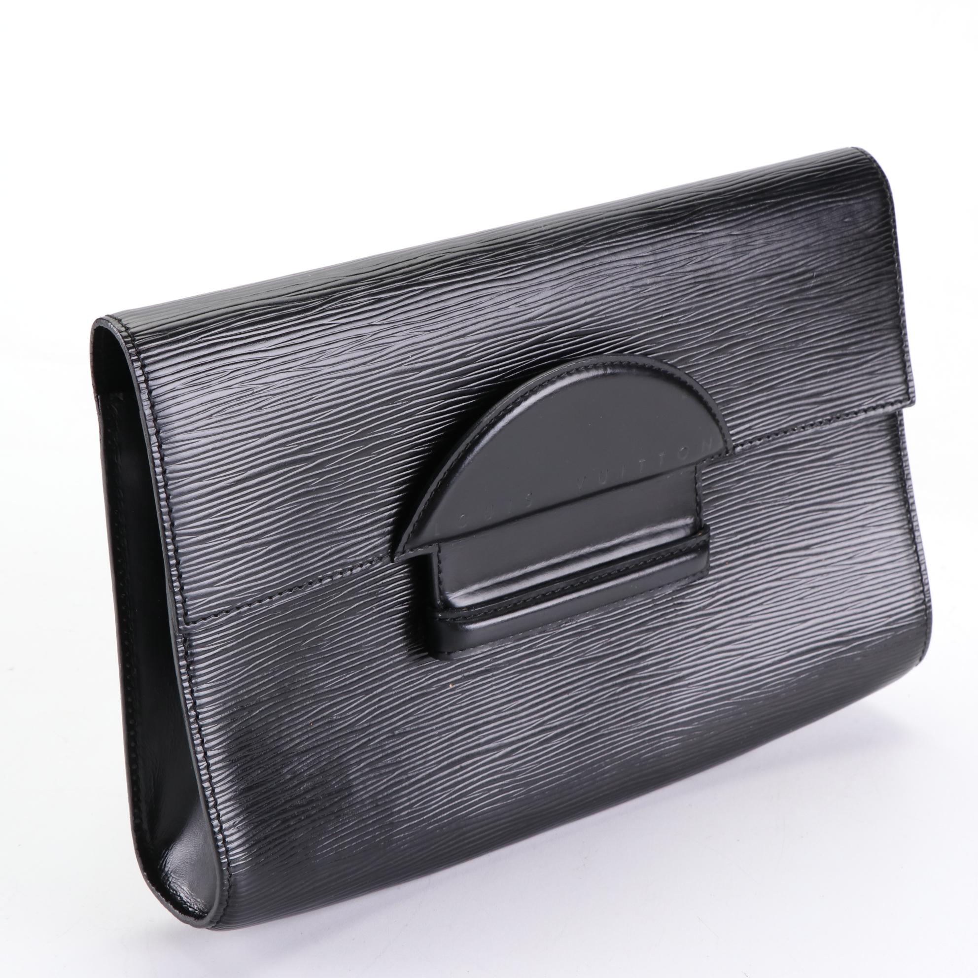 Louis Vuitton Chaillot Clutch in Black Epi and Smooth Leather
