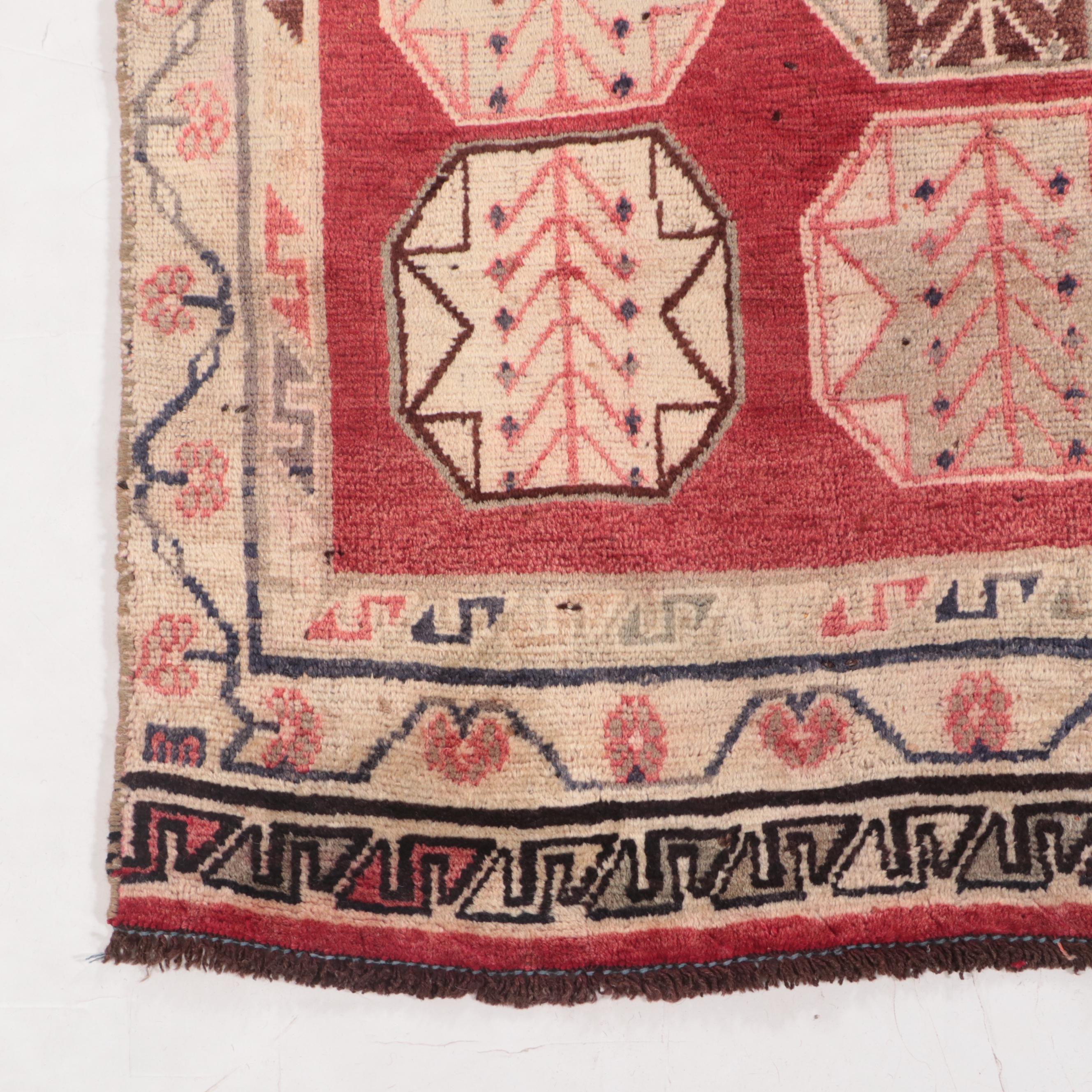 4'6 x 8'4 Hand-Knotted Persian Quchan Area Rug