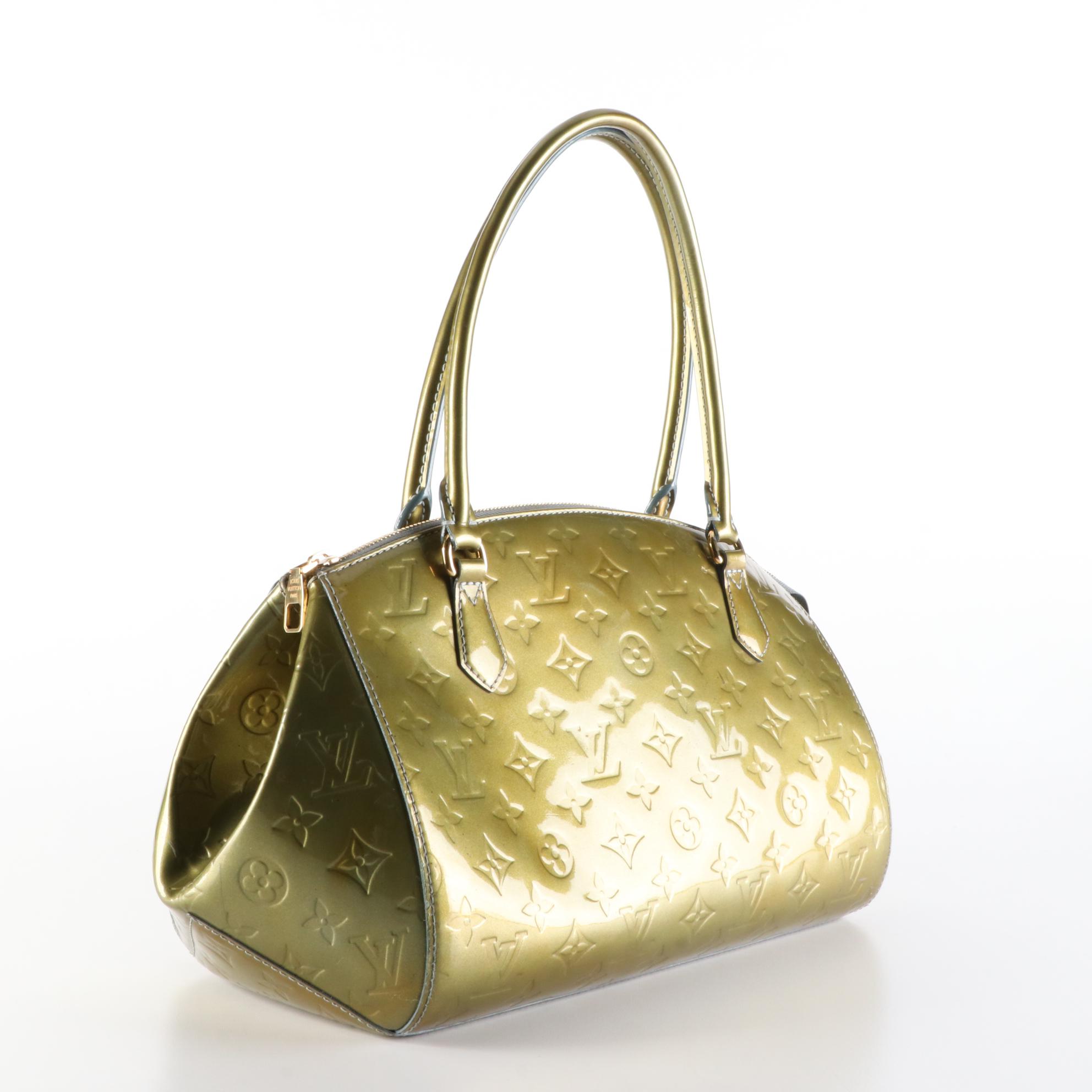 Louis Vuitton Sherwood Handbag in Monogram Vernis