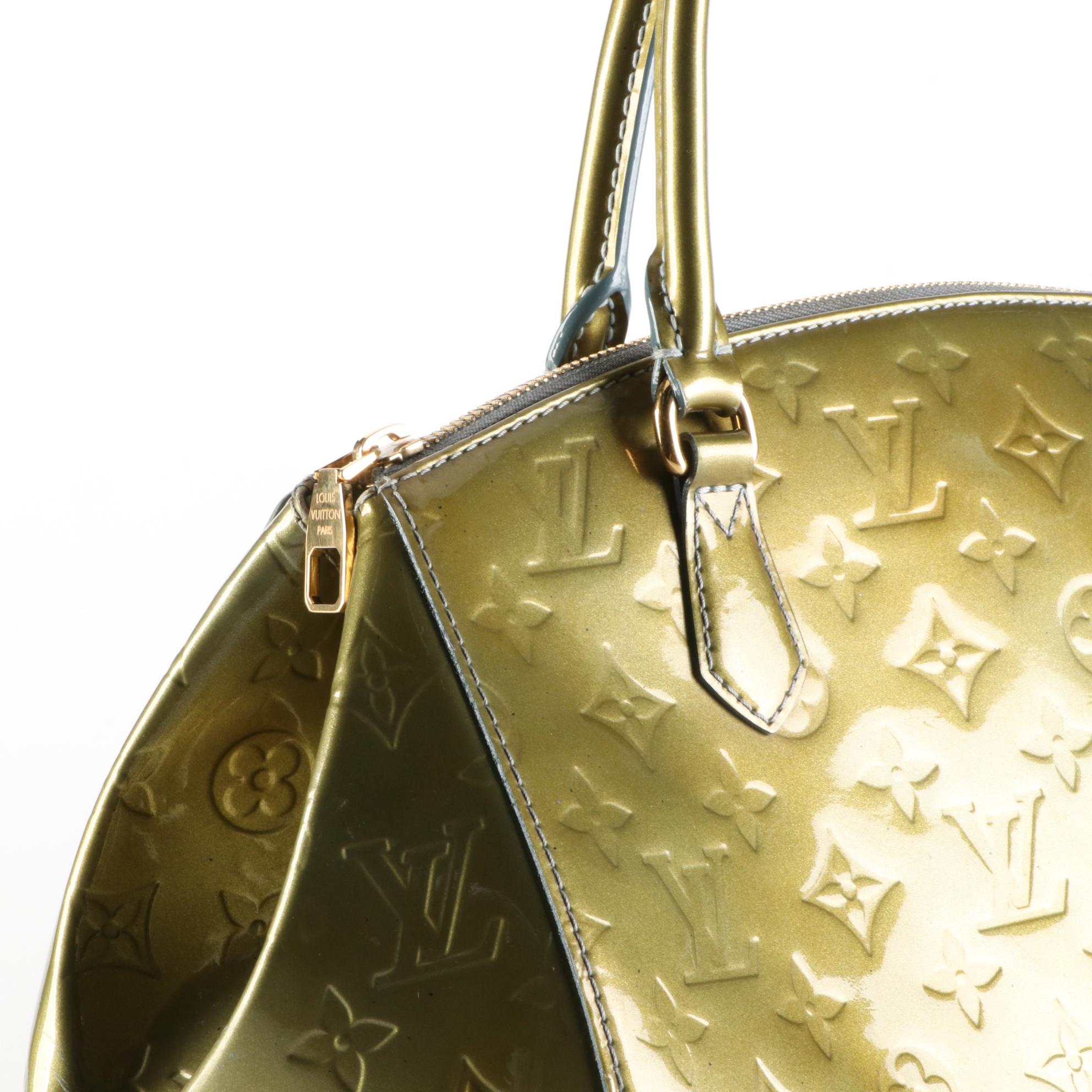 Louis Vuitton Sherwood Handbag in Monogram Vernis