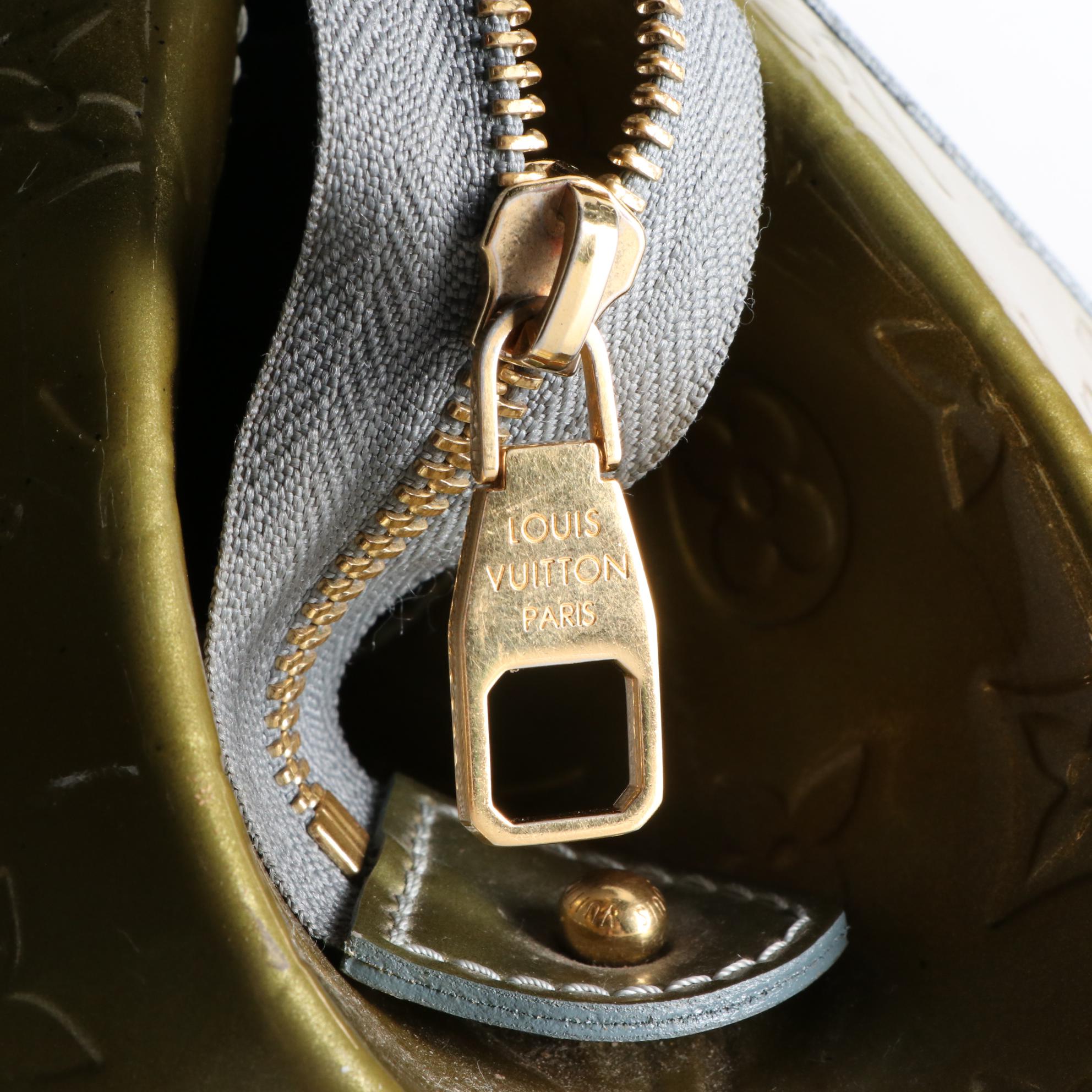 Louis Vuitton Sherwood Handbag in Monogram Vernis