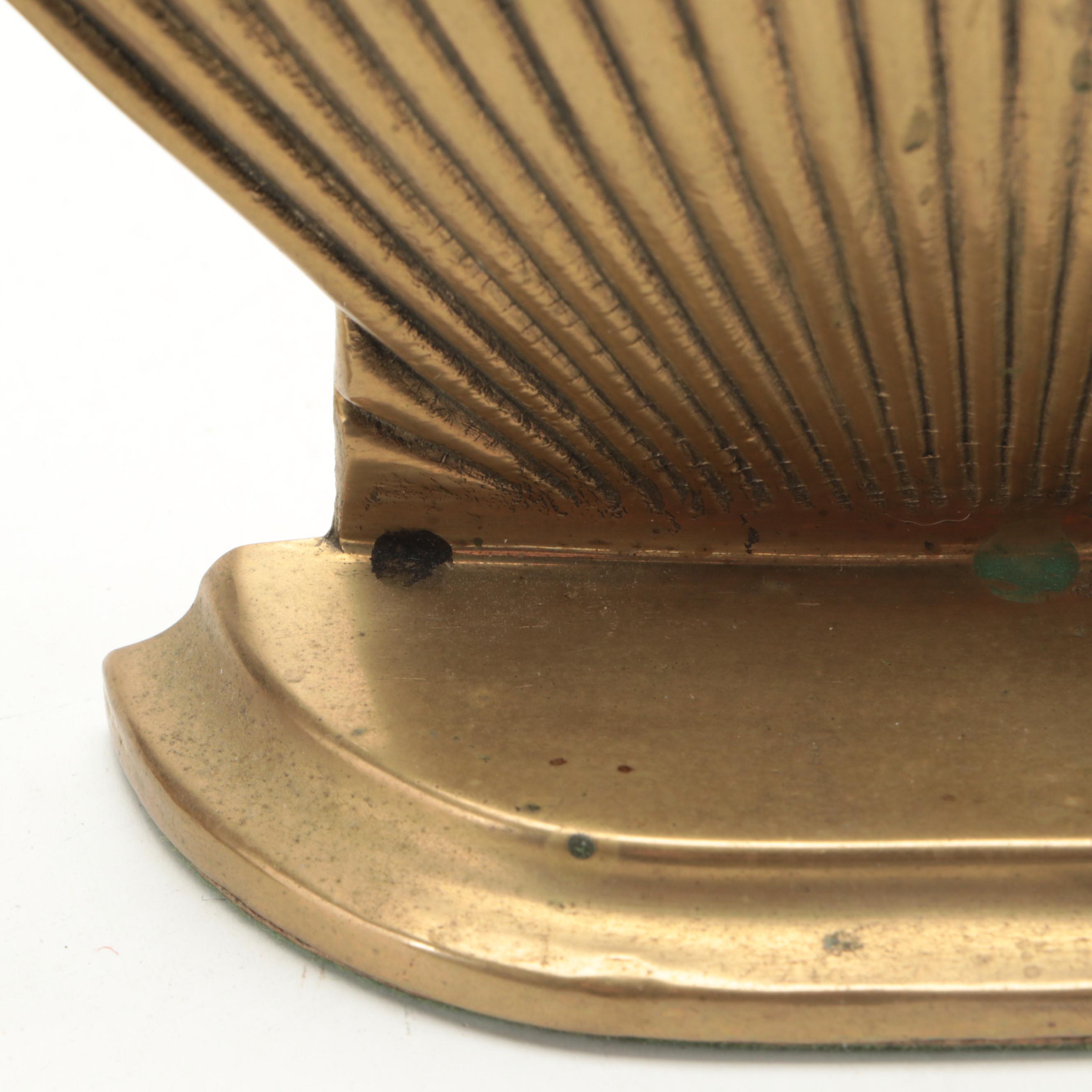 Pair of Leonard Cast Brass Clamshell Bookends, Mid to Late 20th Century