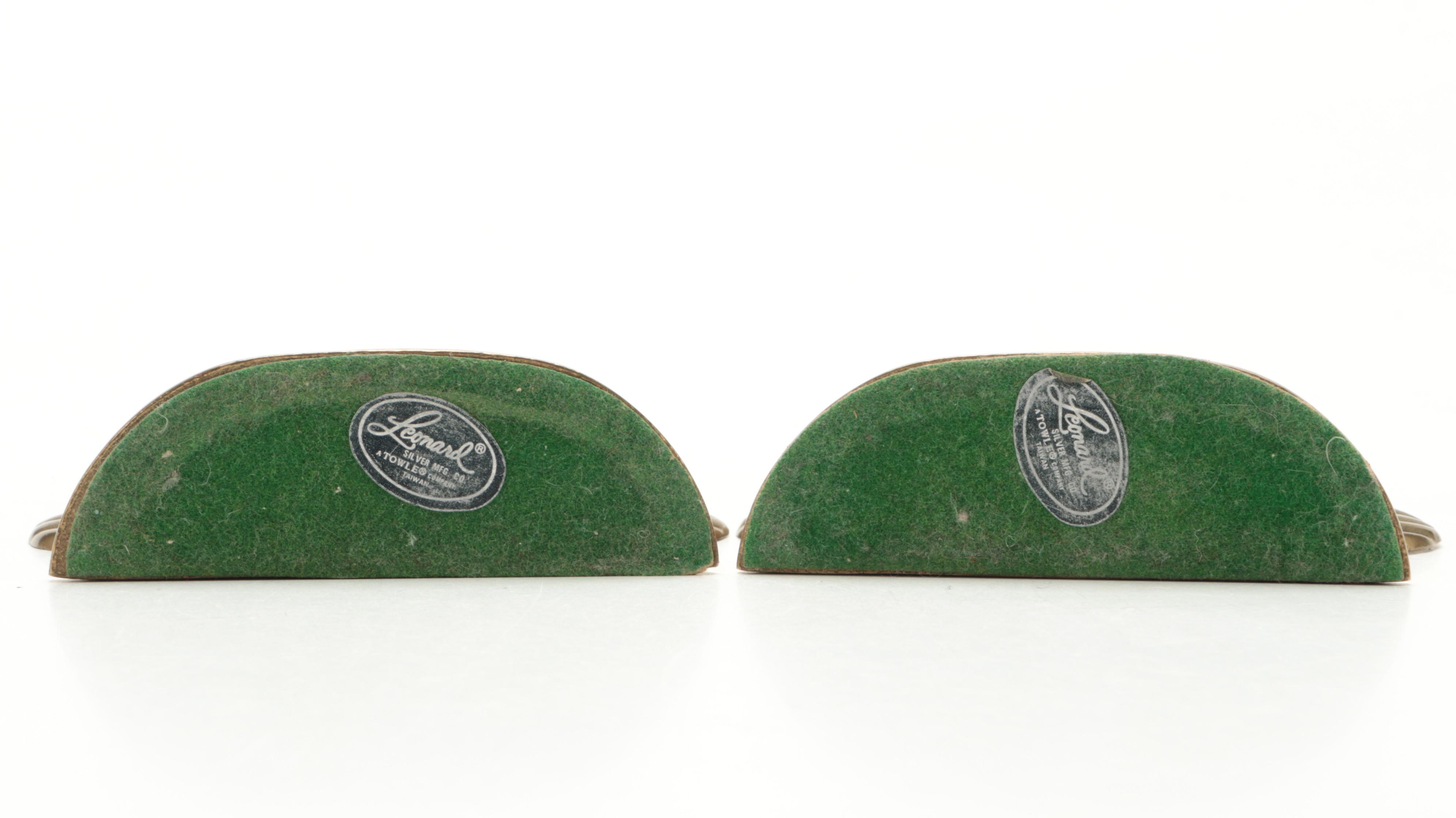 Pair of Leonard Cast Brass Clamshell Bookends, Mid to Late 20th Century