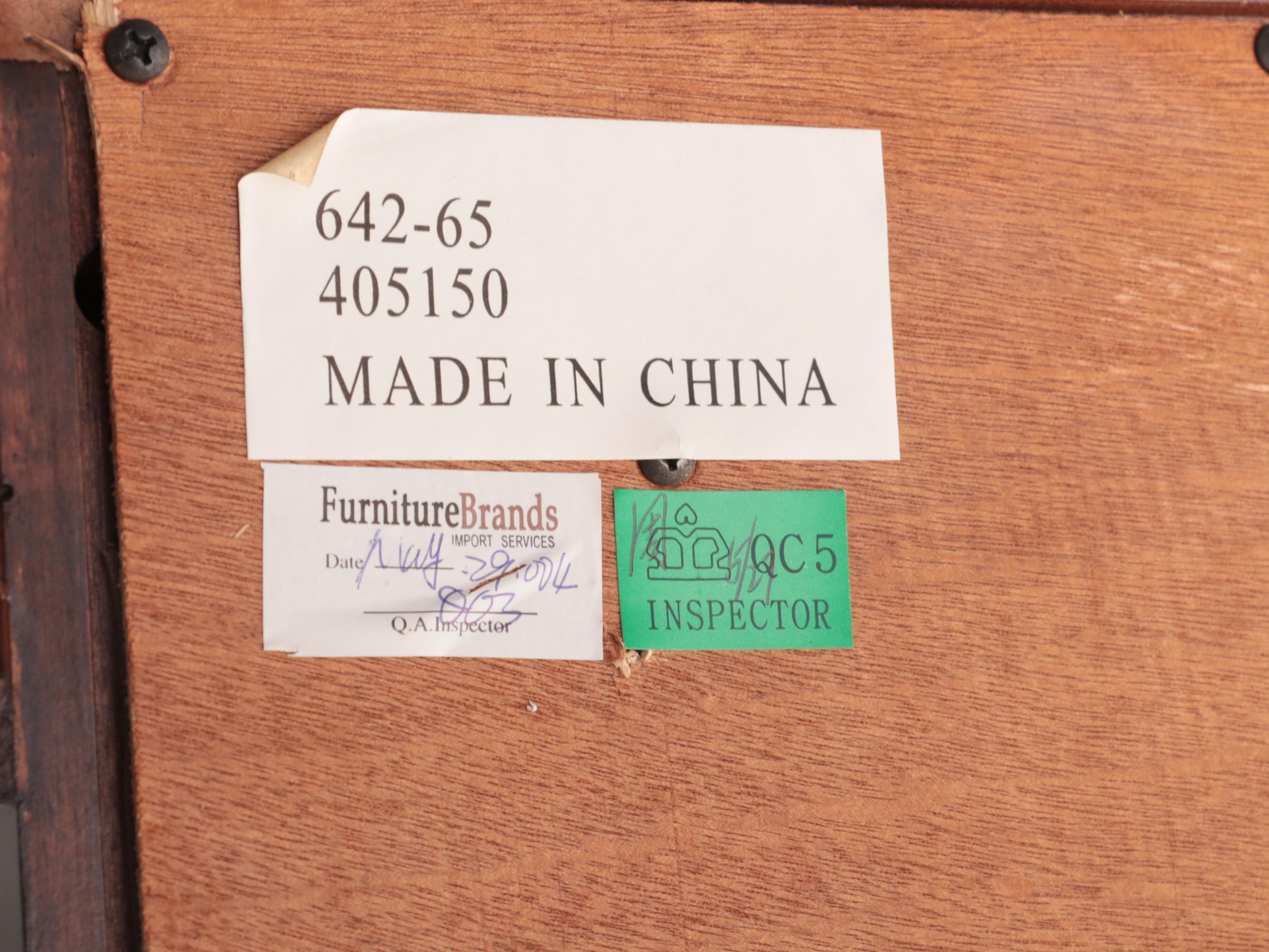 Lane "Gramercy Park" Breakfront China Cabinet