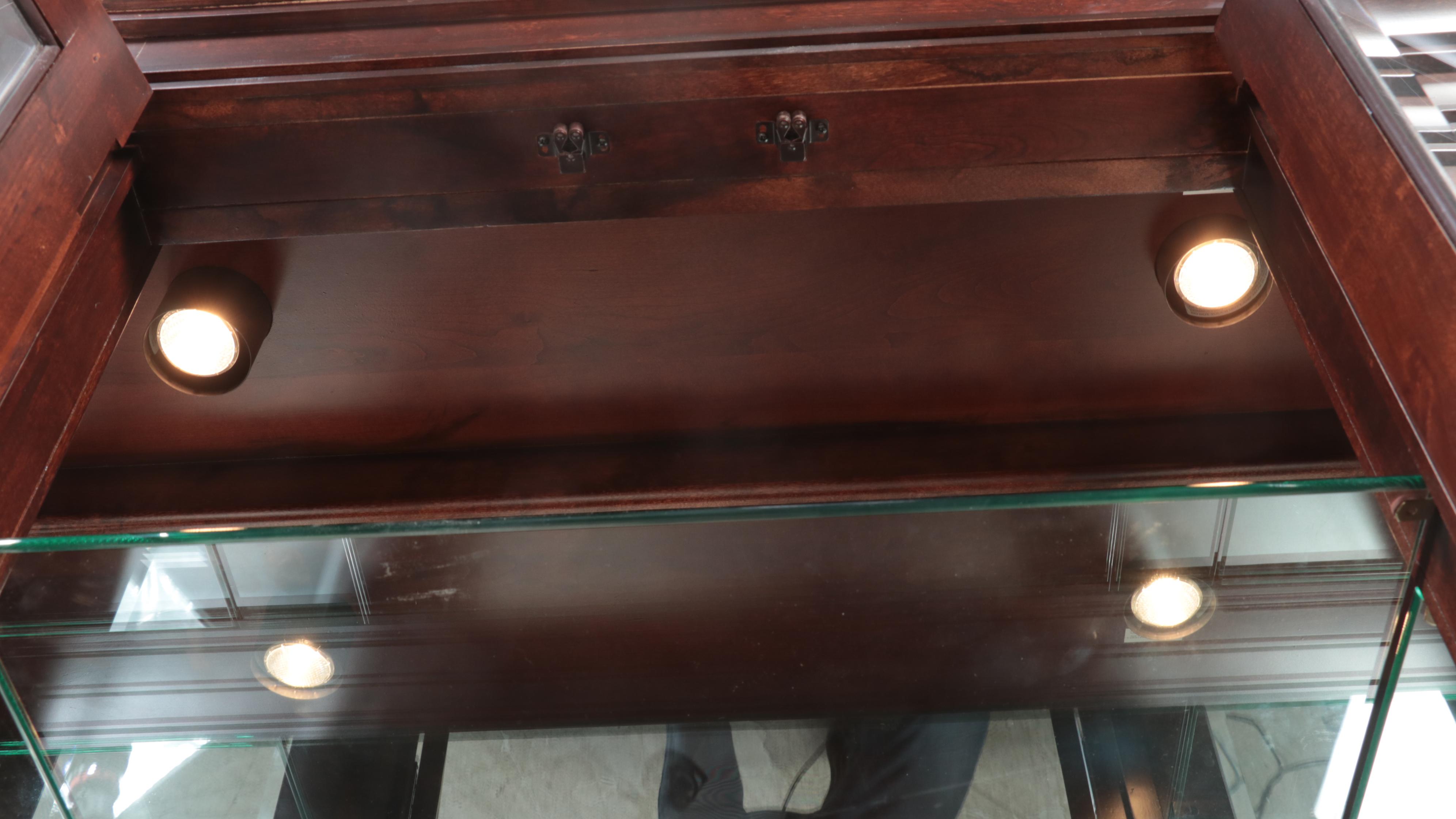 Lane "Gramercy Park" Breakfront China Cabinet