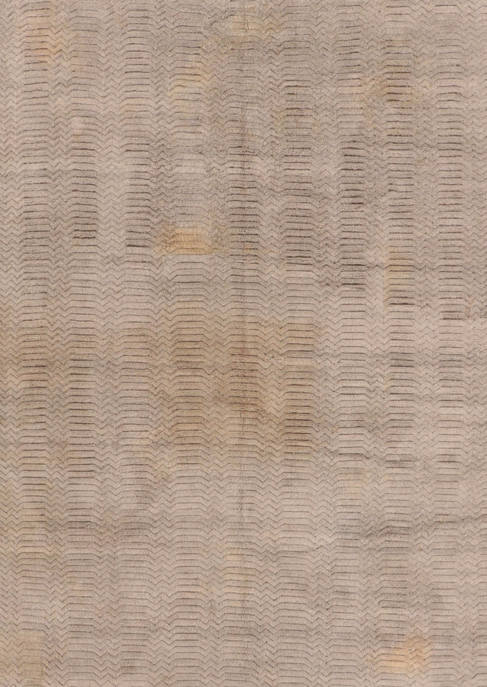 9'9 x 13'2 Hand-Knotted Armadillo & Co. Carved Room Sized Rug