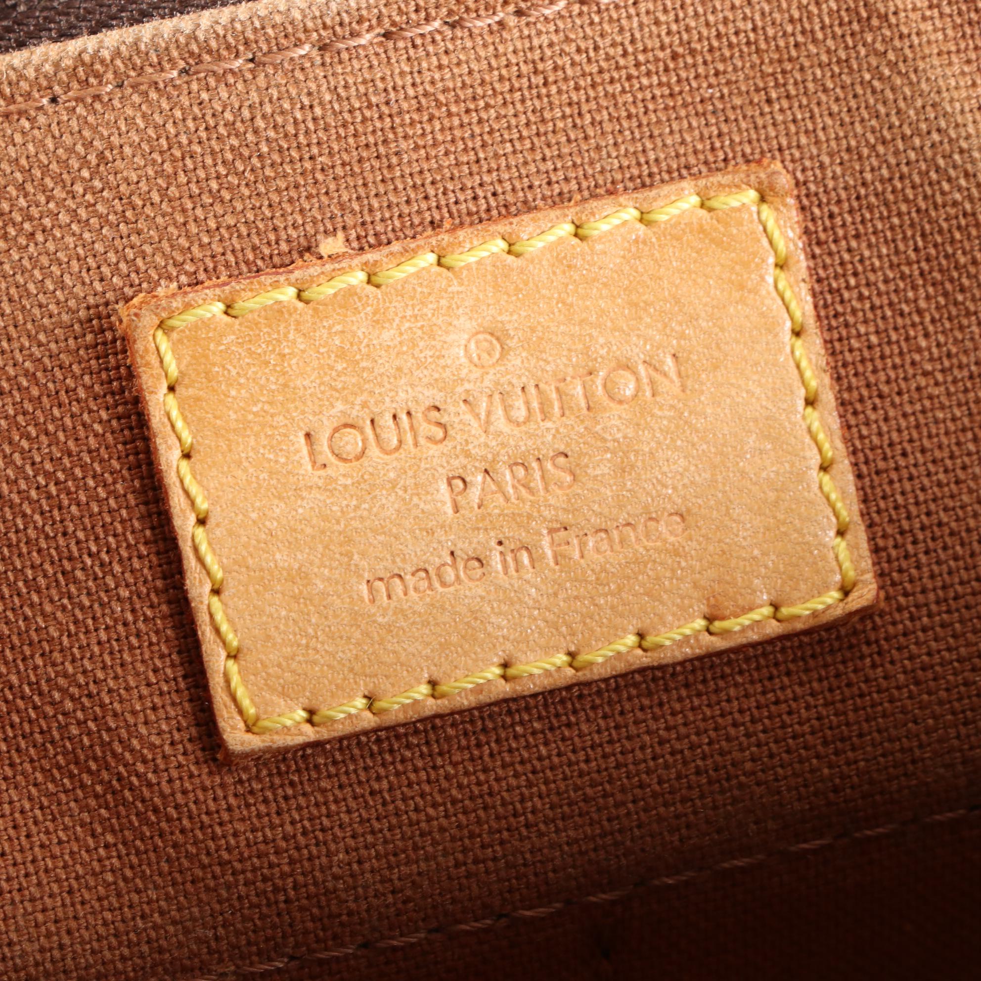 Louis Vuitton Popincourt Crossbody Bag in Monogram Canvas