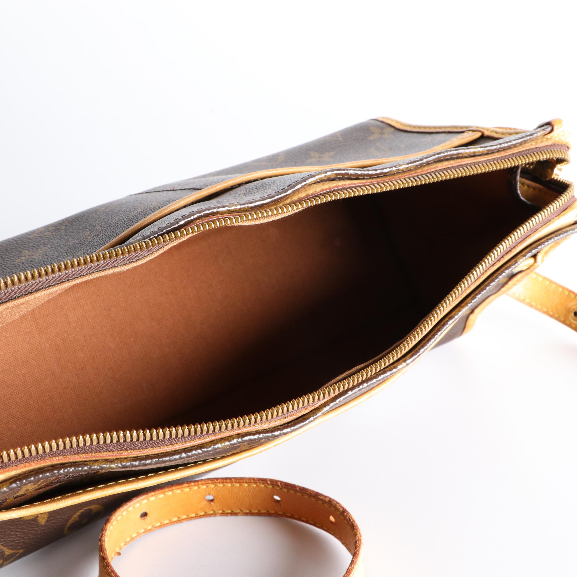 Louis Vuitton Popincourt Crossbody Bag in Monogram Canvas