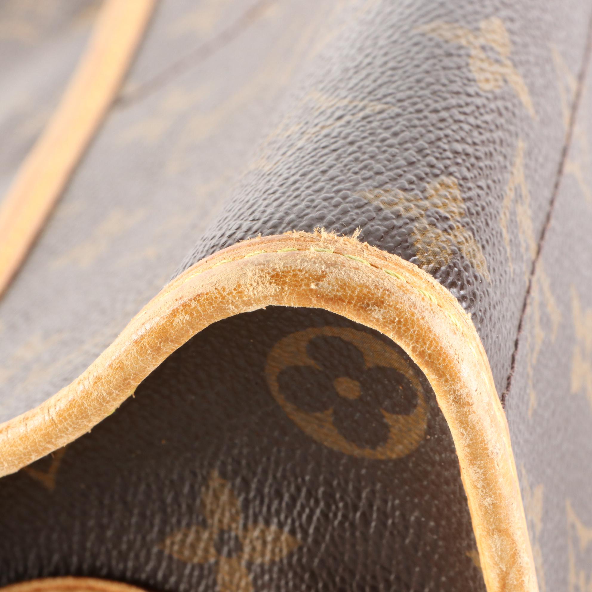 Louis Vuitton Popincourt Crossbody Bag in Monogram Canvas