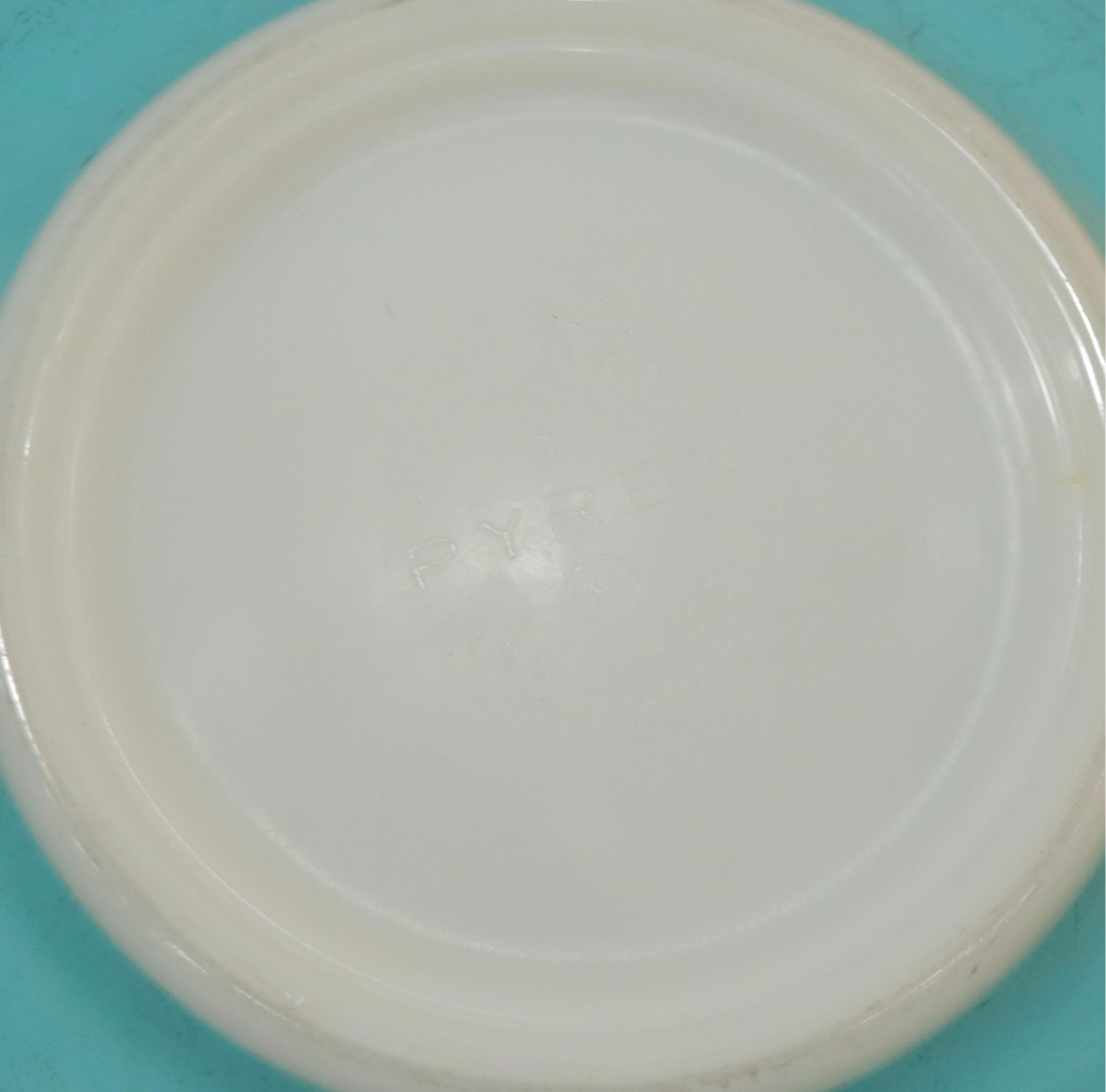 Pyrex "Butterprint" Cinderalla Glass Mixing Bowls, Mid-20th Century