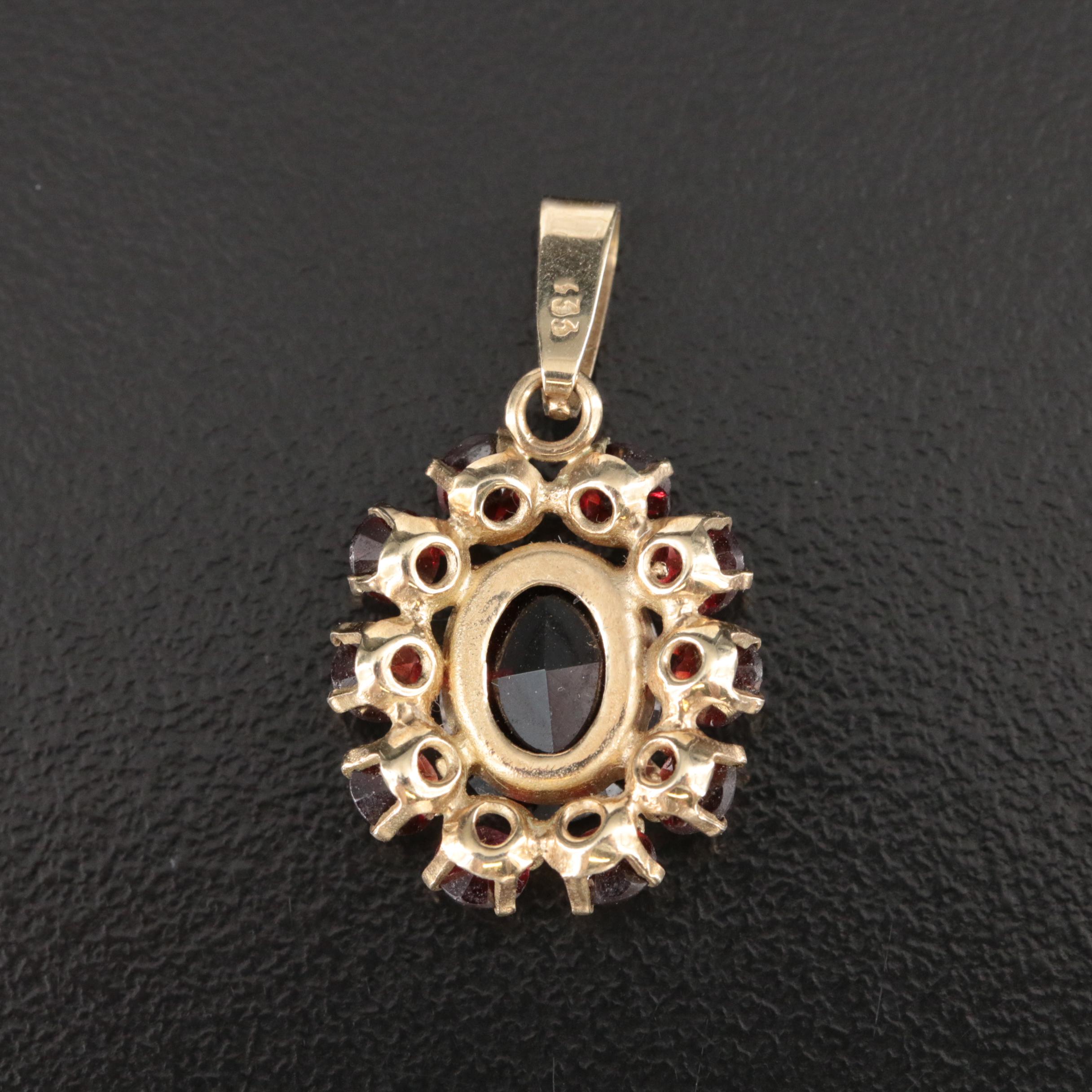 Vintage 8K Garnet Pendant