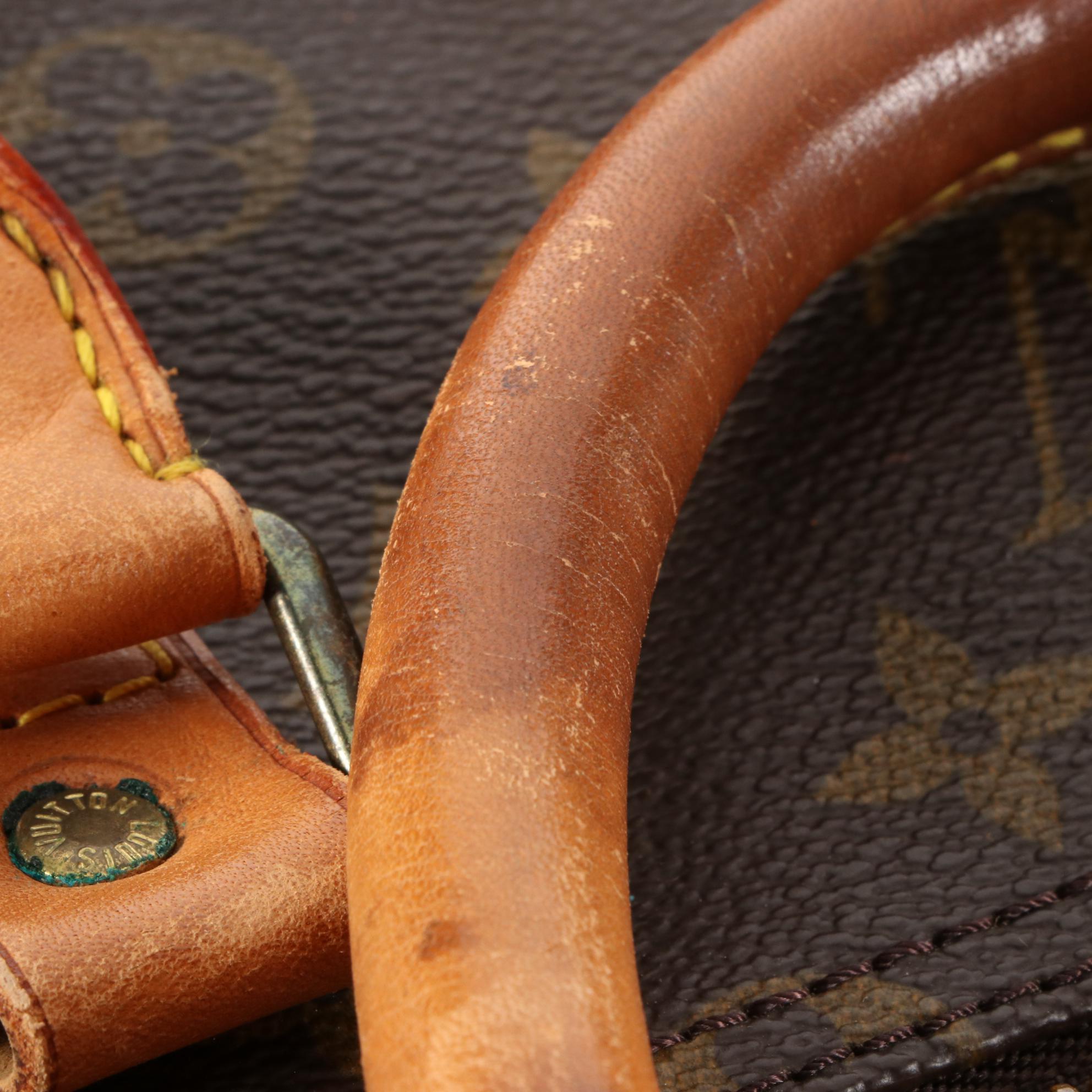 Louis Vuitton Keepall 55 Bandoulière in Monogram Canvas and Vachetta Leather