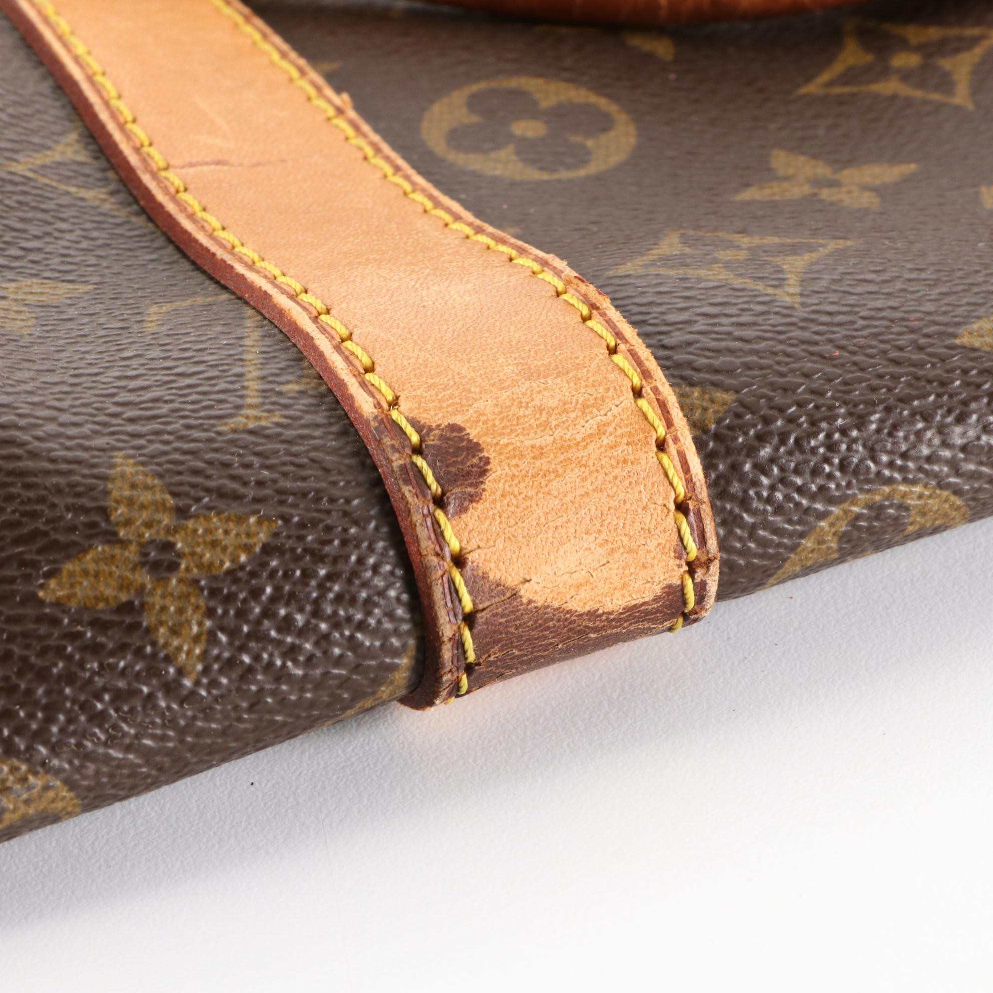 Louis Vuitton Keepall 55 Bandoulière in Monogram Canvas and Vachetta Leather