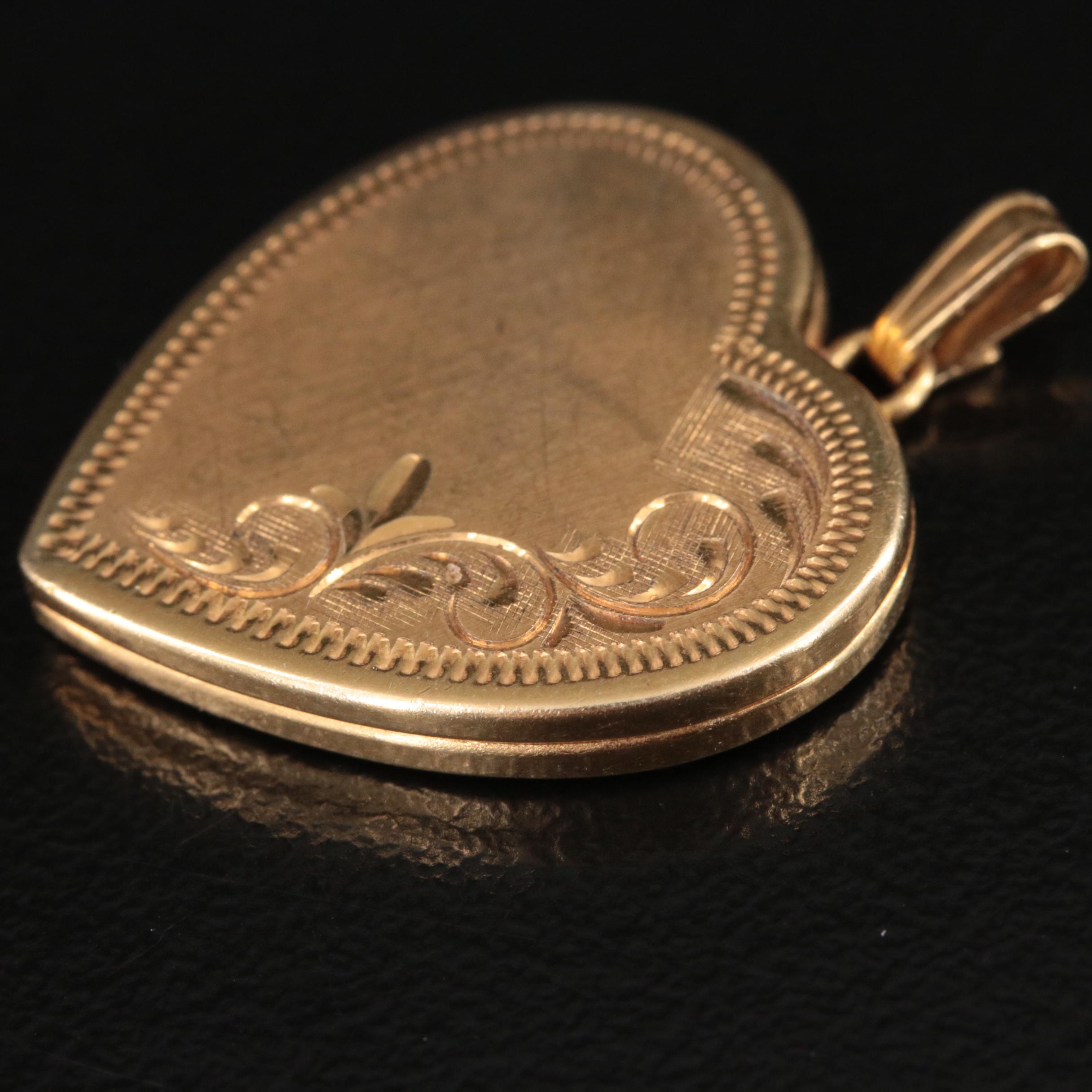 Vintage 14K Engraved Heart Locket