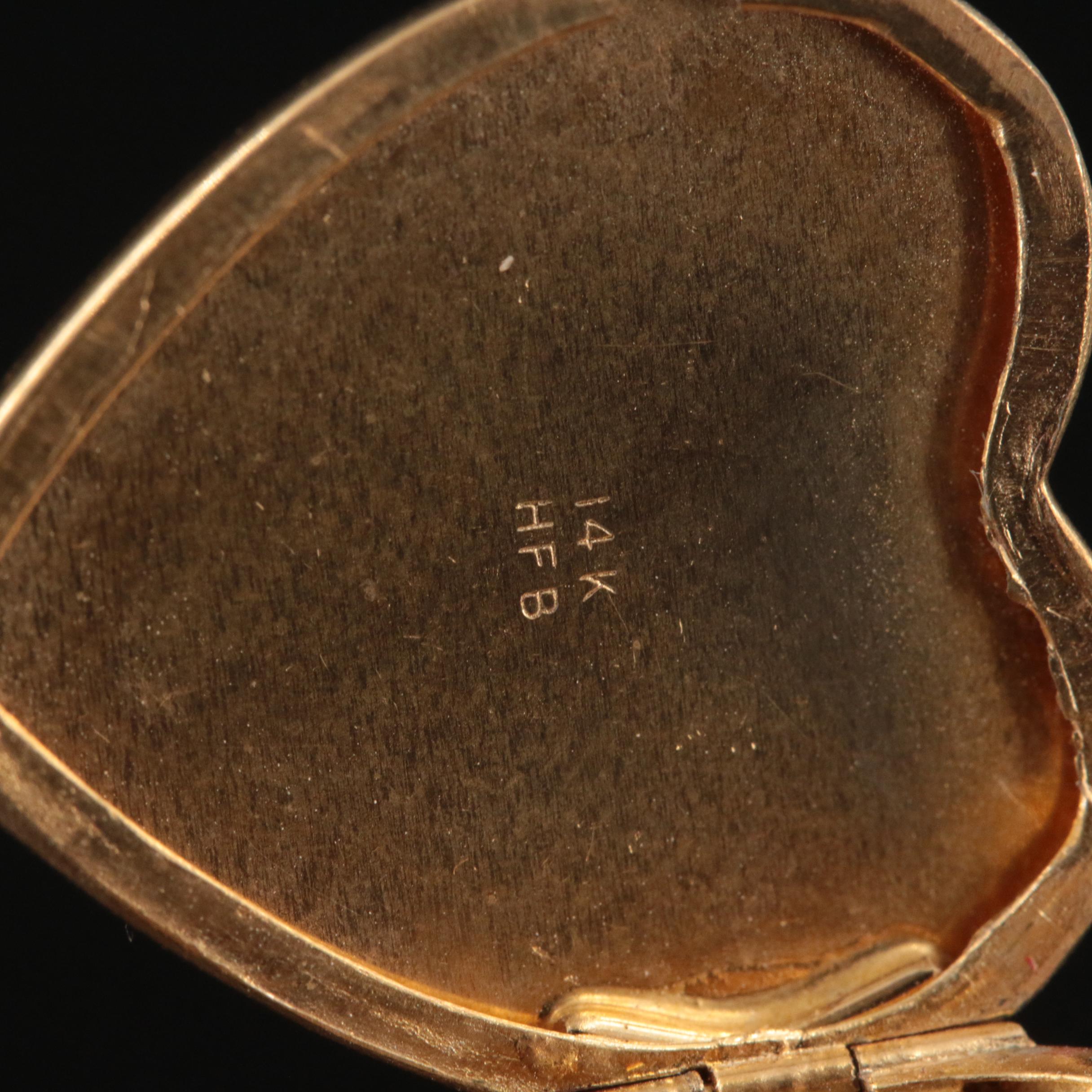 Vintage 14K Engraved Heart Locket
