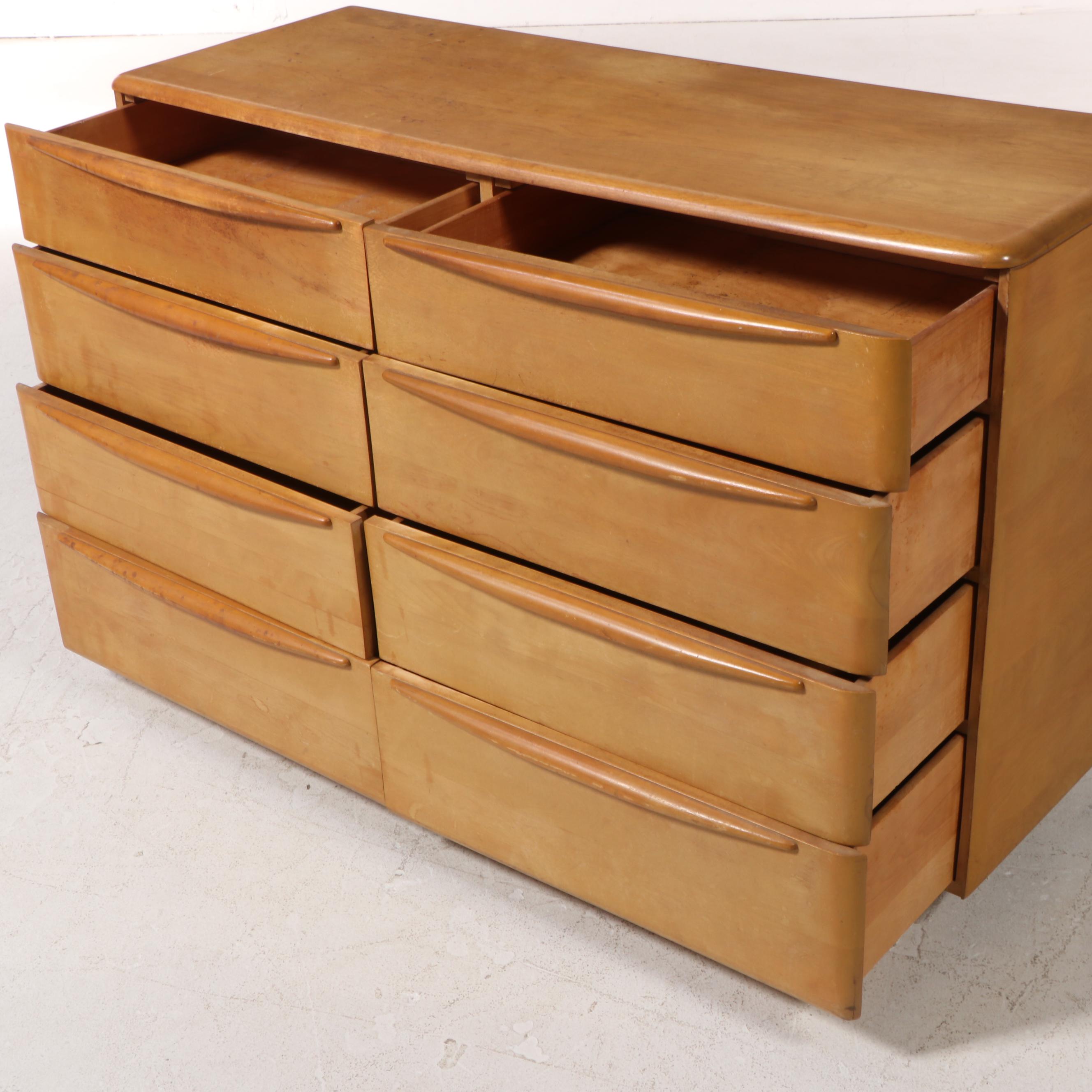 Heywood-Wakefield Mid Century Modern Eight-Drawer Chest in Wheat Finish