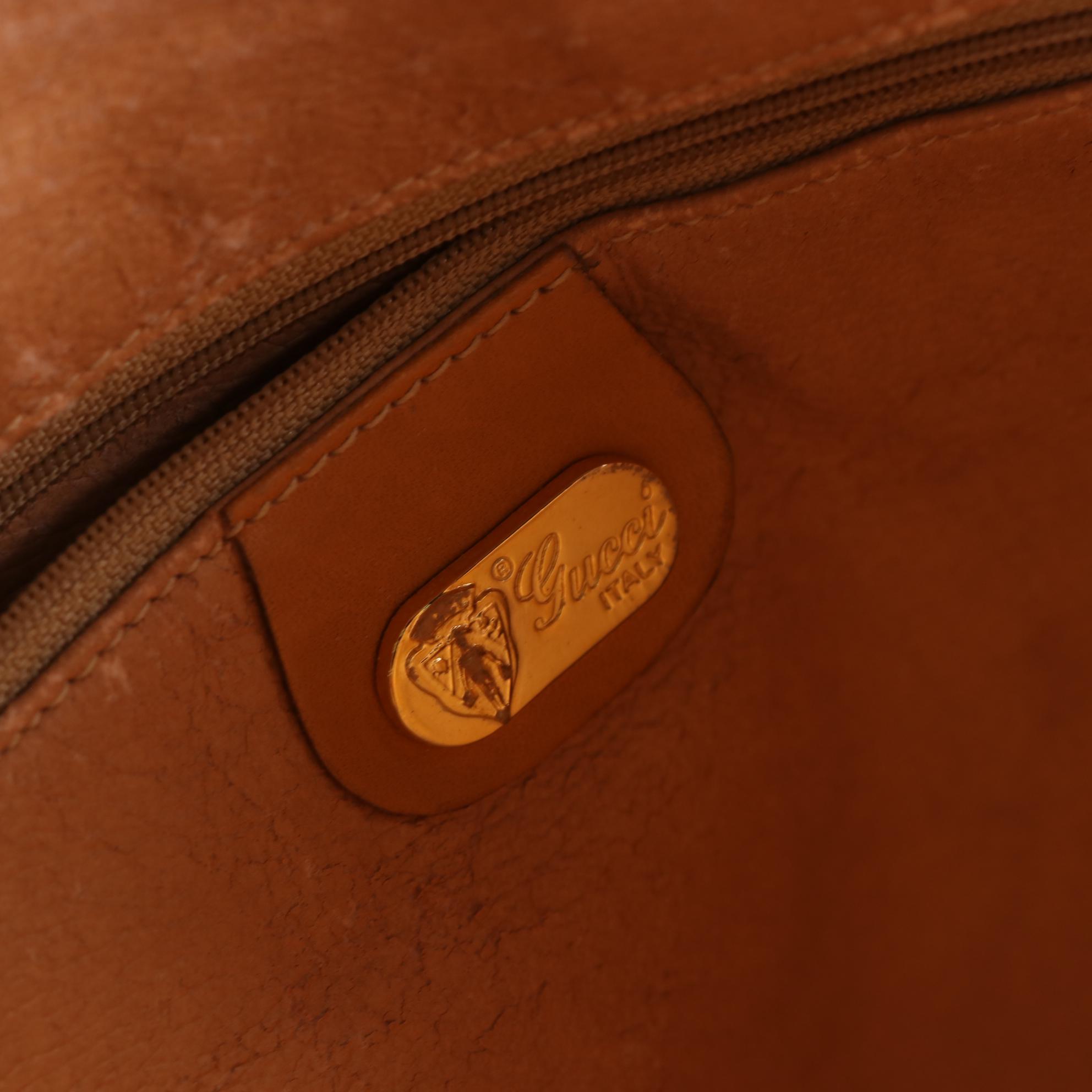 Gucci Tote in Micro GG Supreme Canvas and Leather