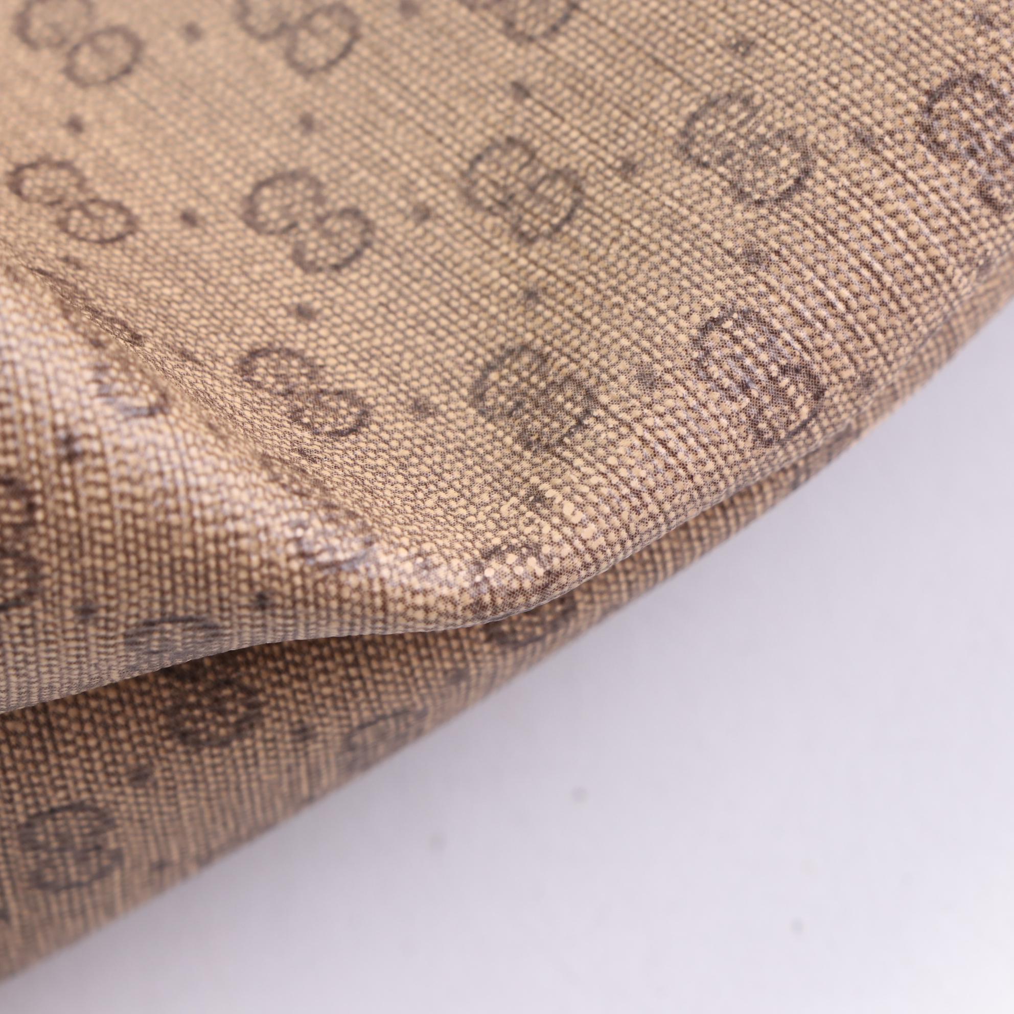 Gucci Tote in Micro GG Supreme Canvas and Leather