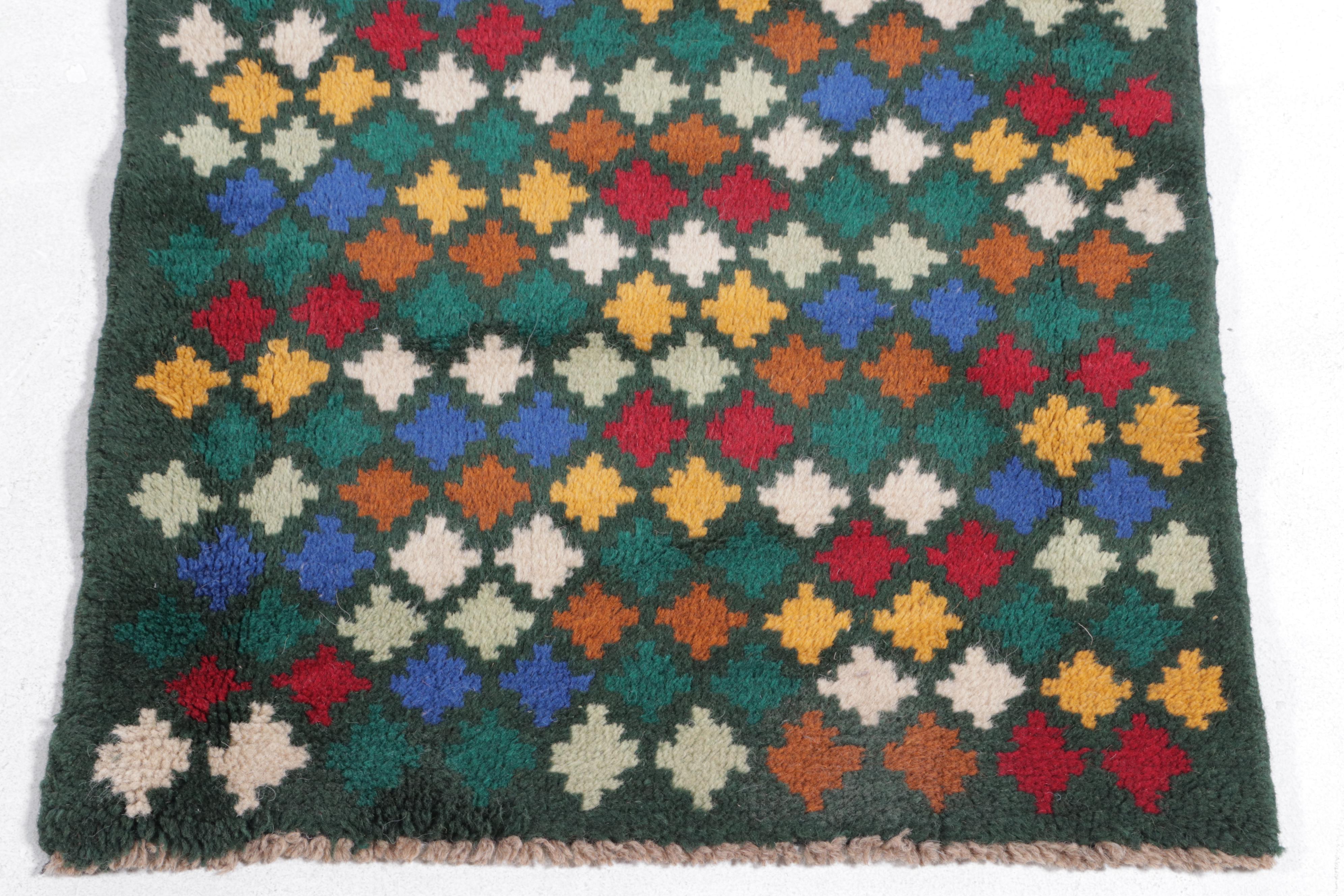 2' x 2'10 Hand-Knotted Persian Gabbeh Accent Rug