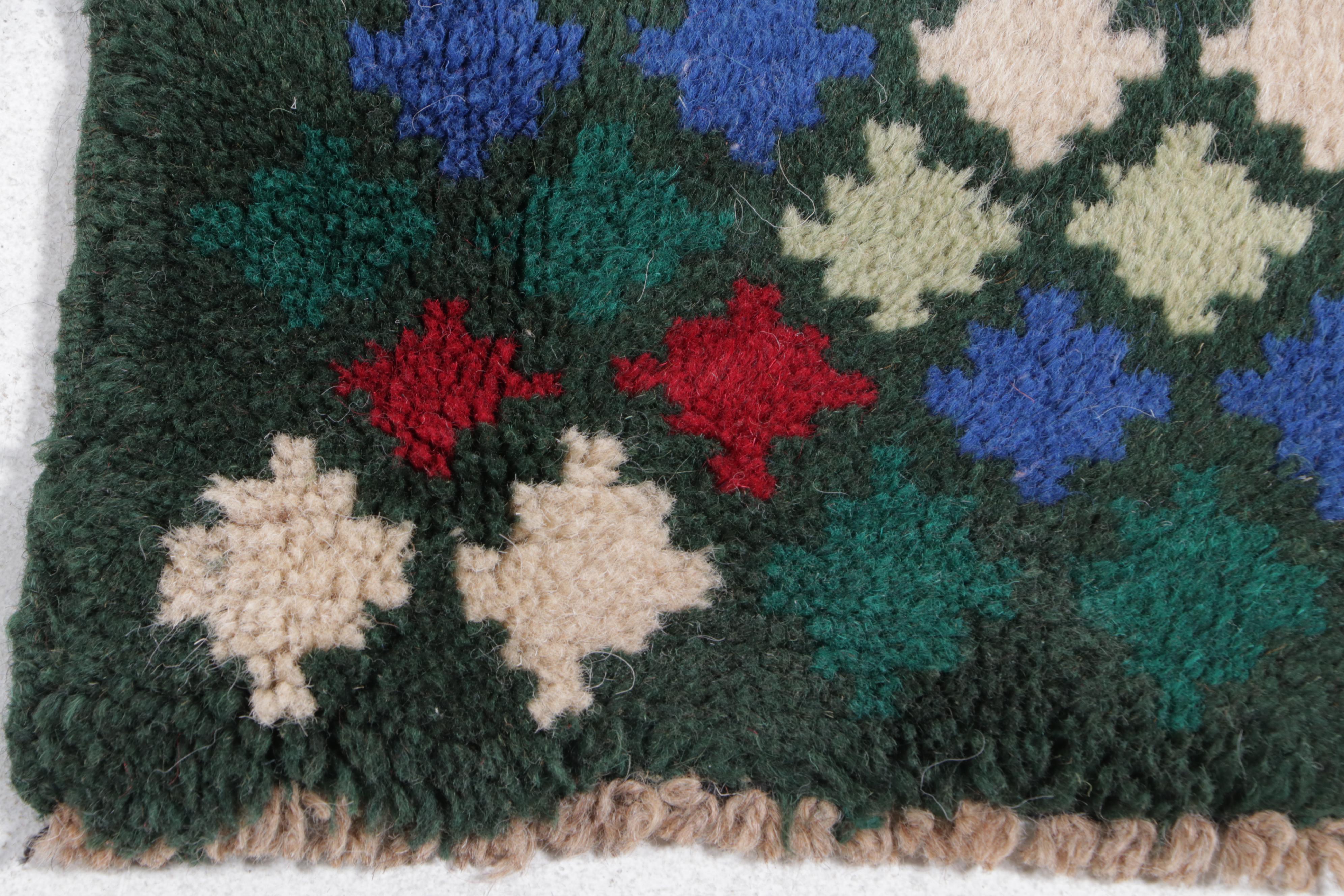 2' x 2'10 Hand-Knotted Persian Gabbeh Accent Rug