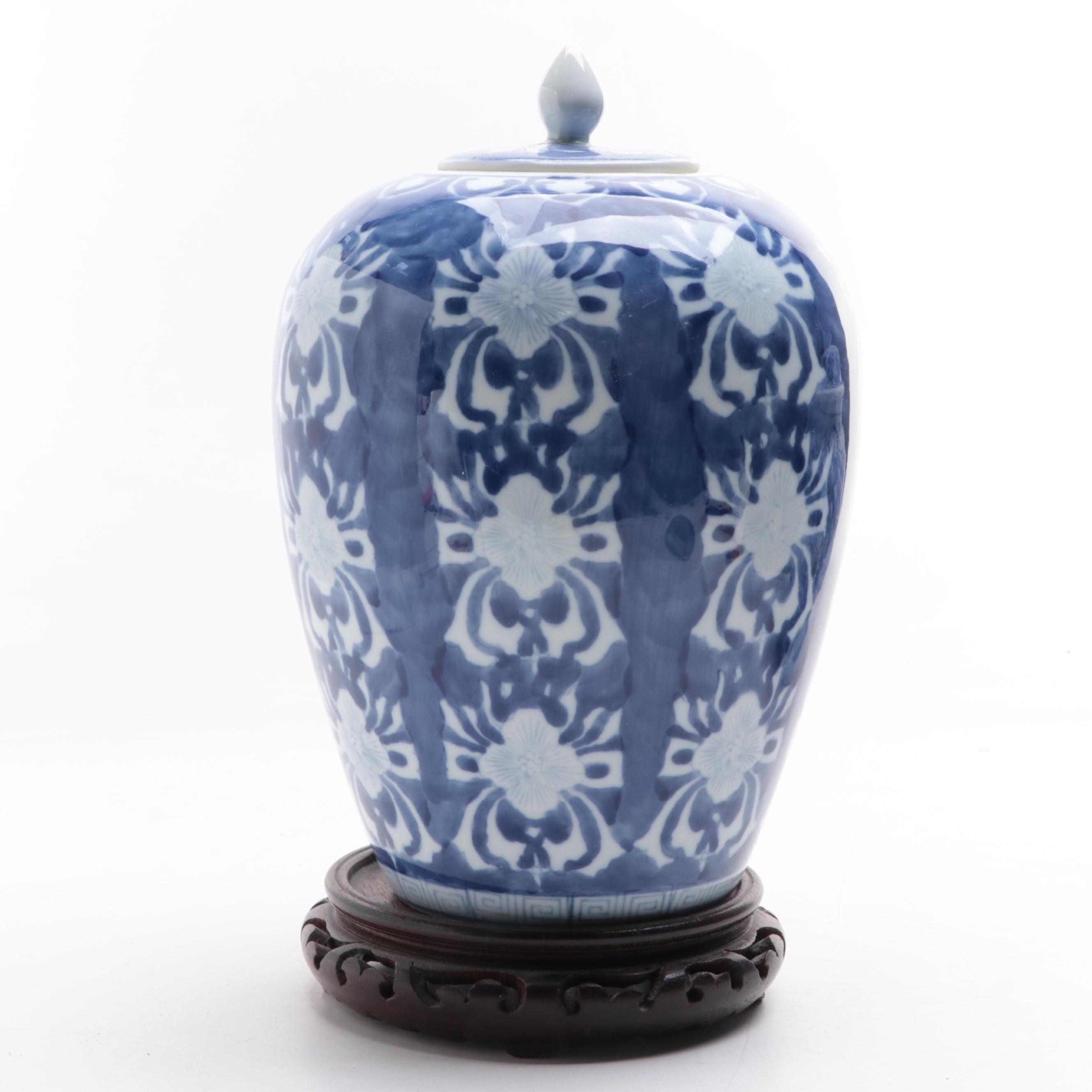 Chinese Blue and White Porcelain Covered Jars