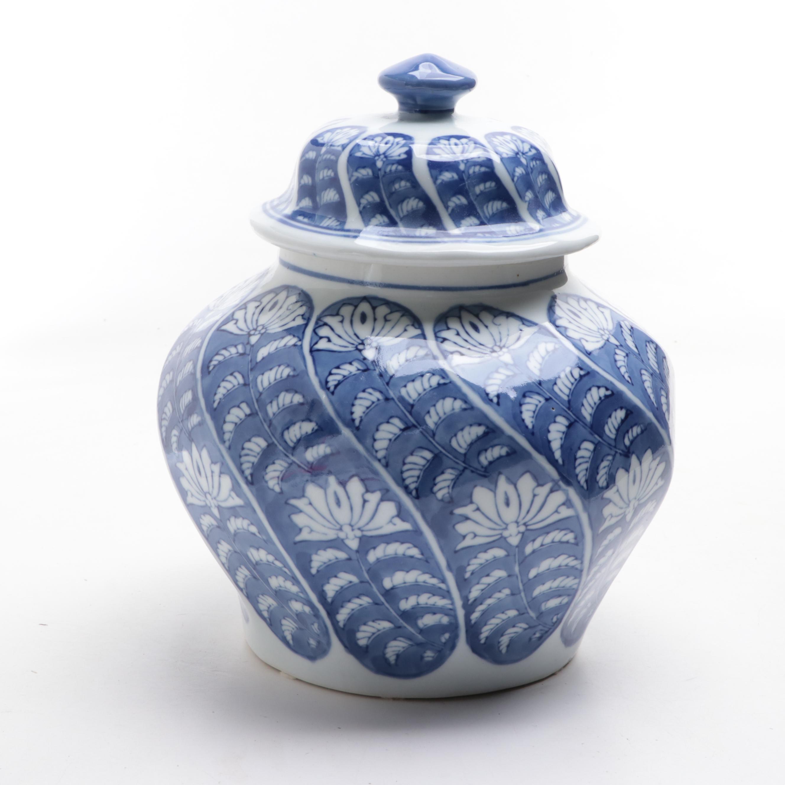Chinese Blue and White Porcelain Covered Jars