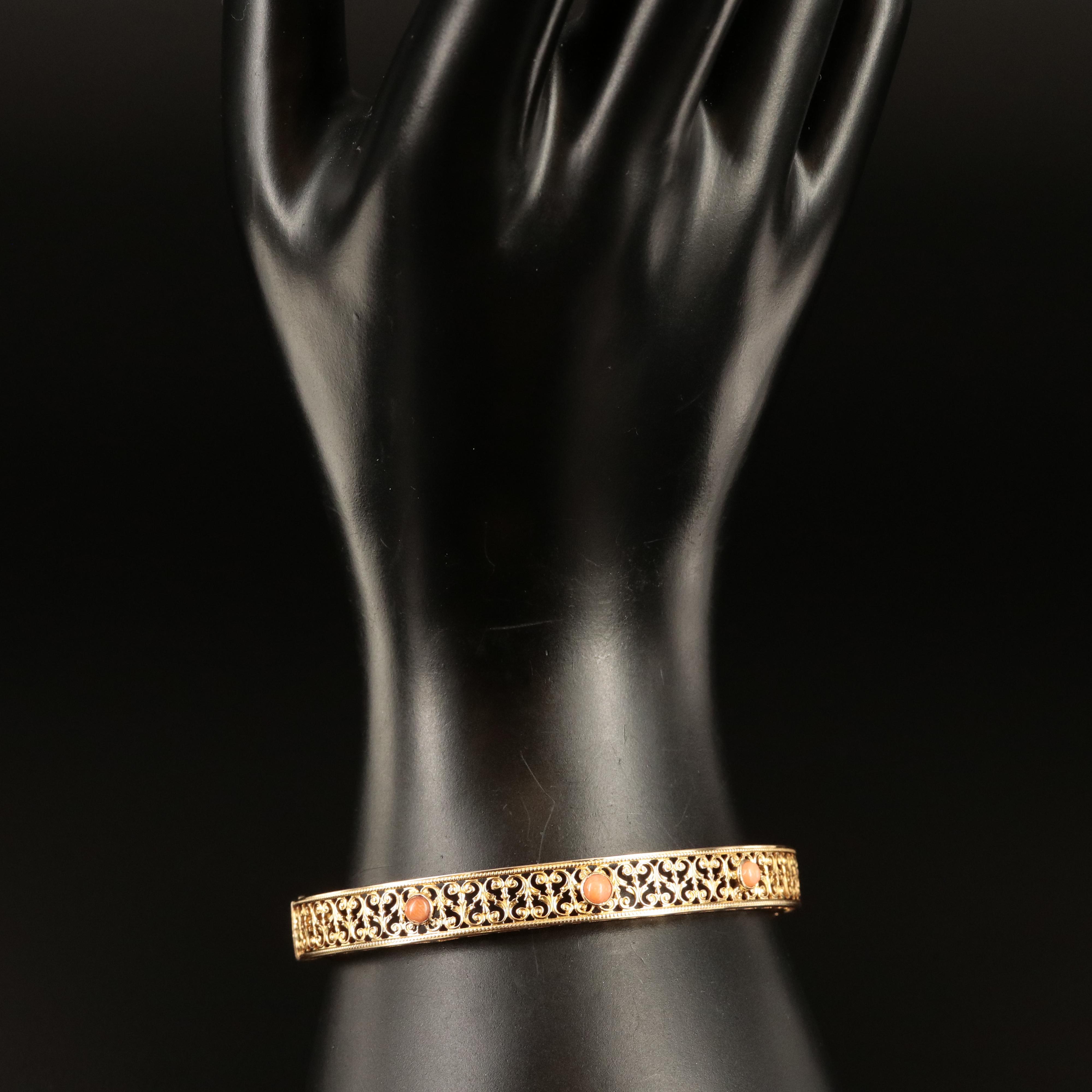 14K Coral Openwork Hinged Bangle