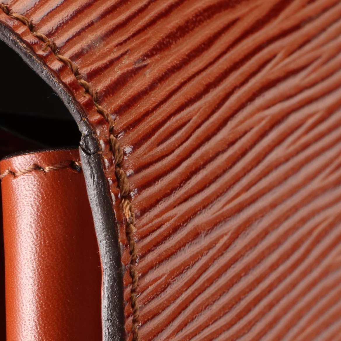 Louis Vuitton Tilsitt Shoulder Bag in Kenyan Fawn Epi and Smooth Leather