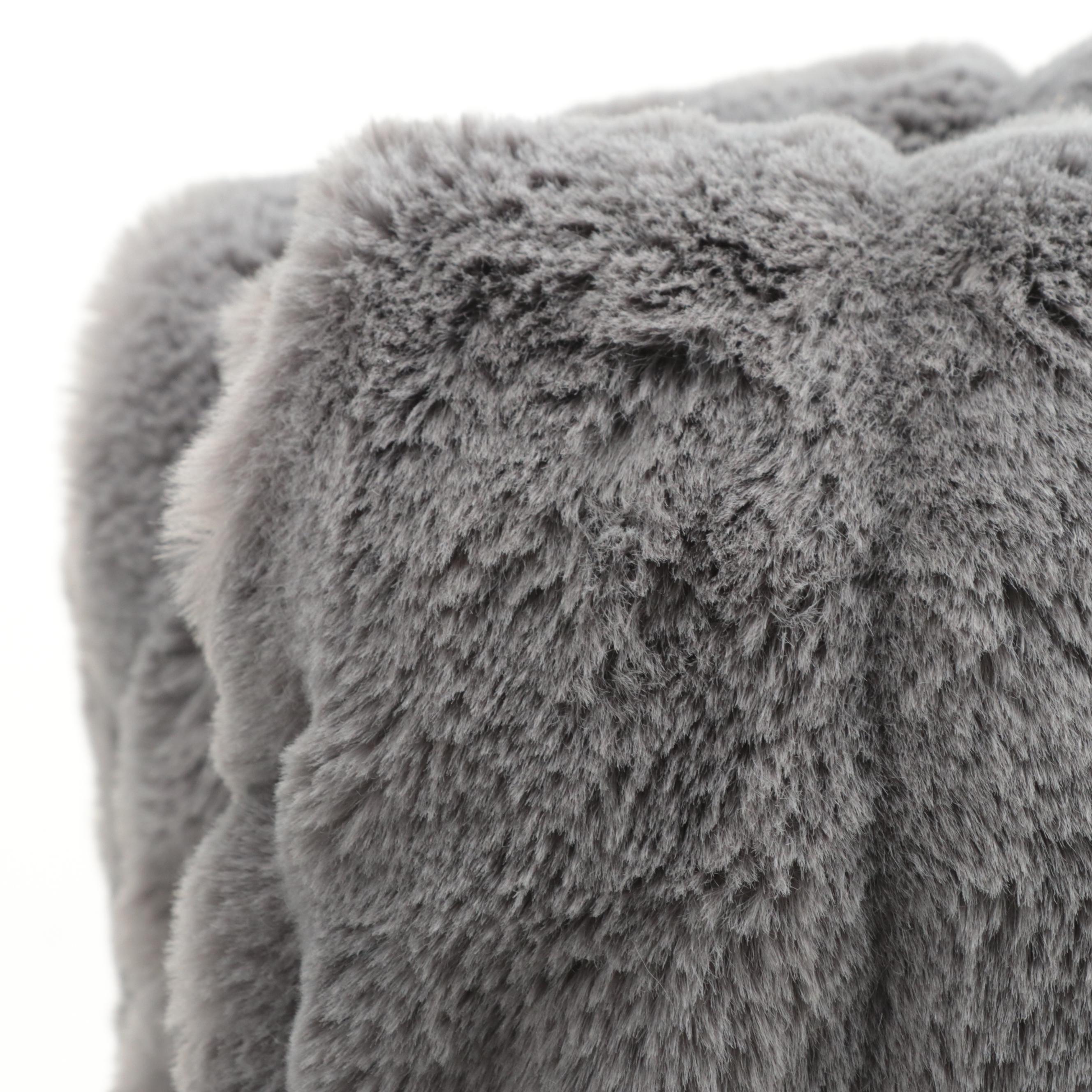 Member's Mark Hotel Premier Collection Luxury Throw in Carved Charcoal