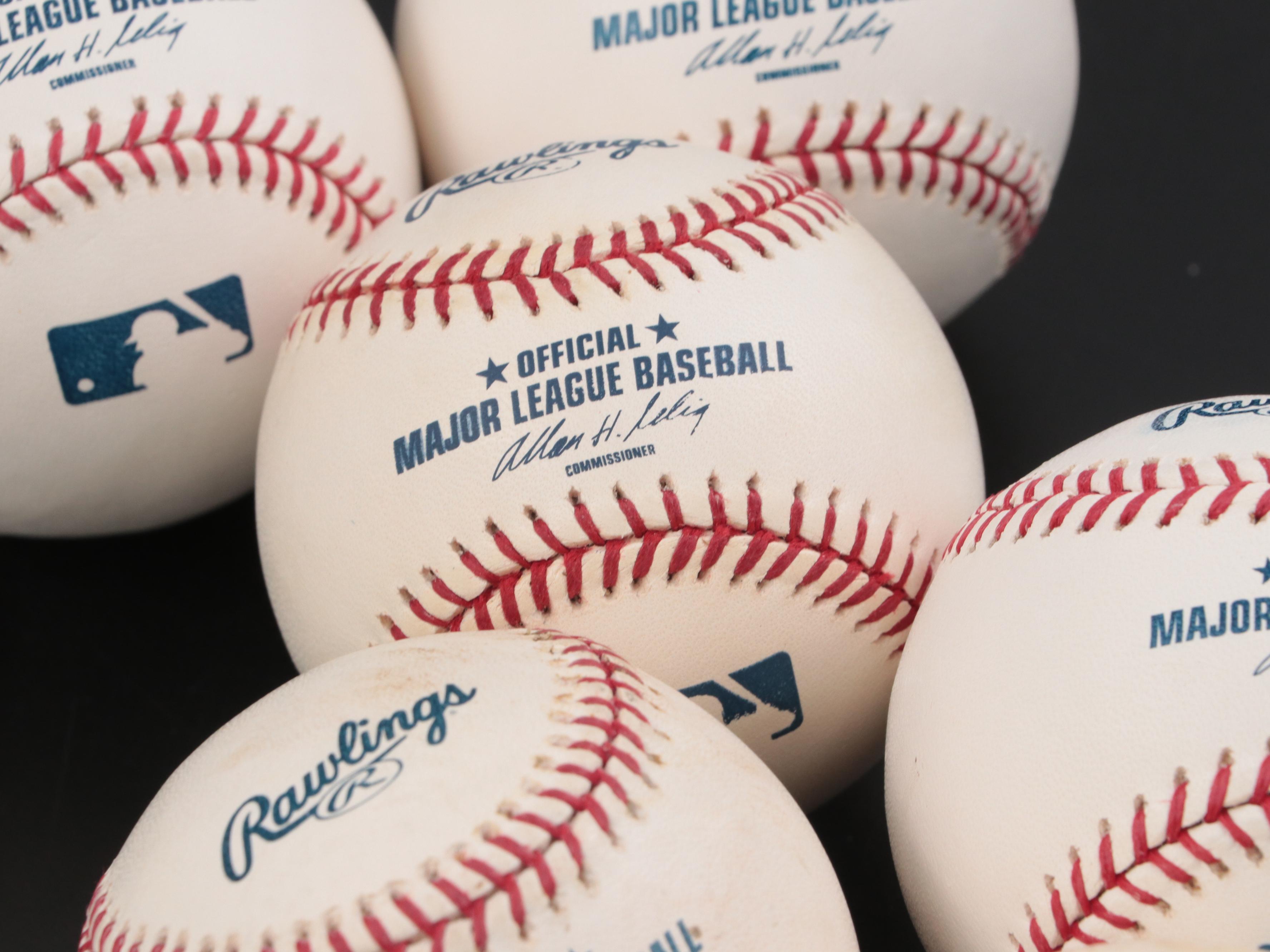 L.A. Dodgers Abreau, Hillenbrand, Green, Nomo and More Signed Rawlings Baseballs