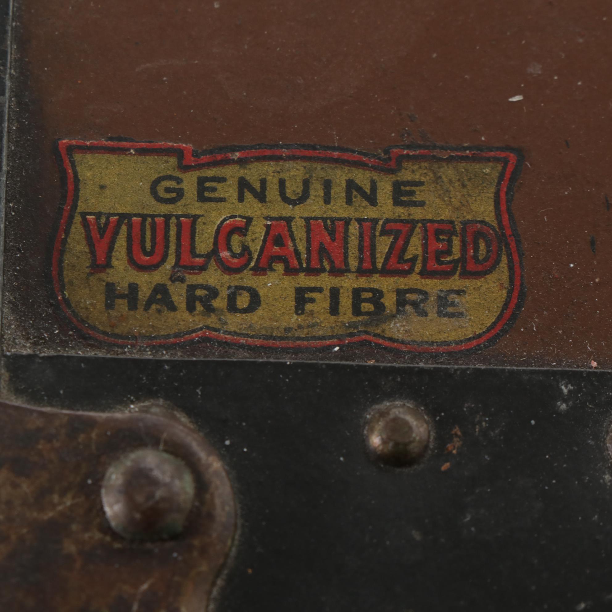 Metal and Vulcanized Fibre Wardrobe Trunk, Early 20th Century