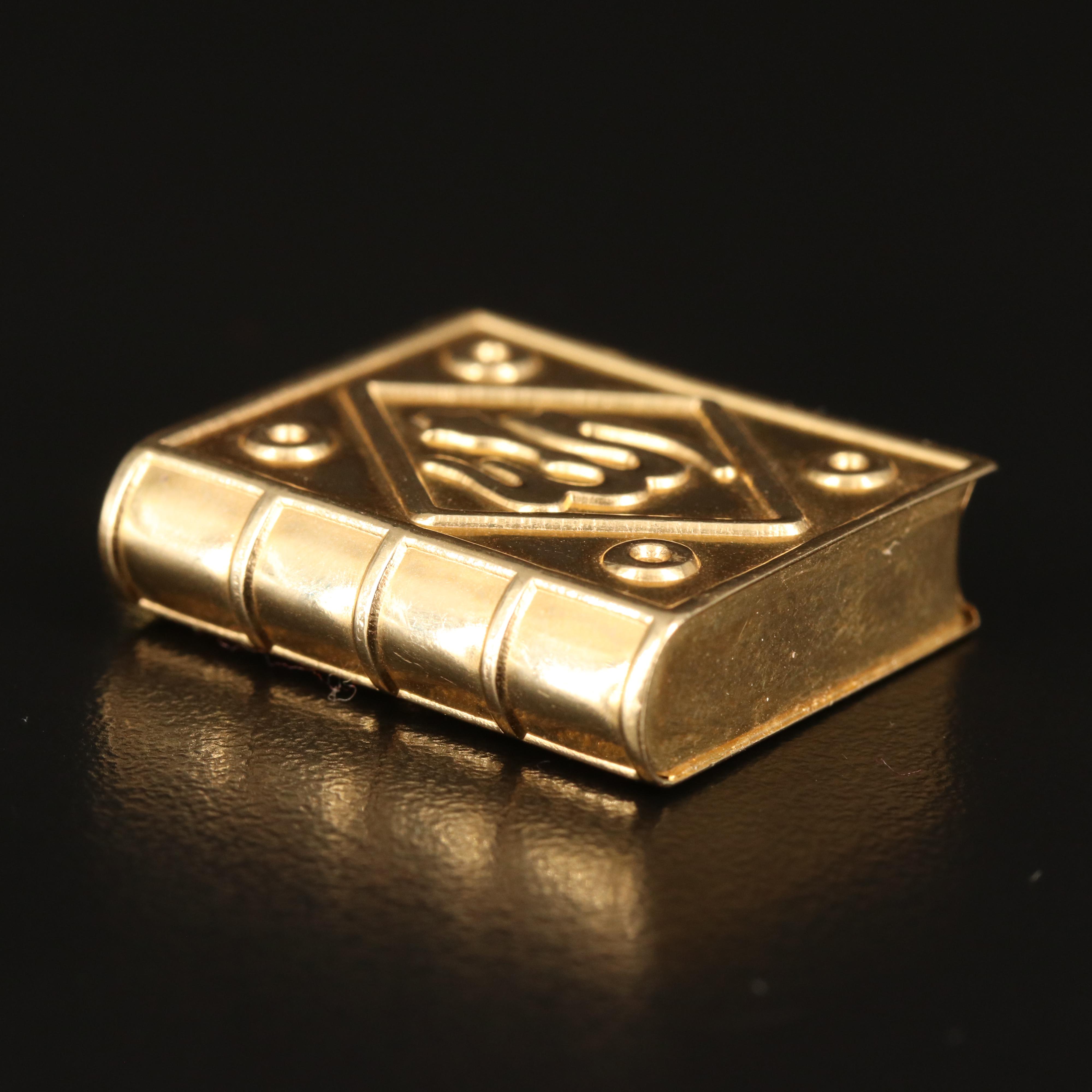 Islamic 18K Quran with Symbol of Allah Pendant