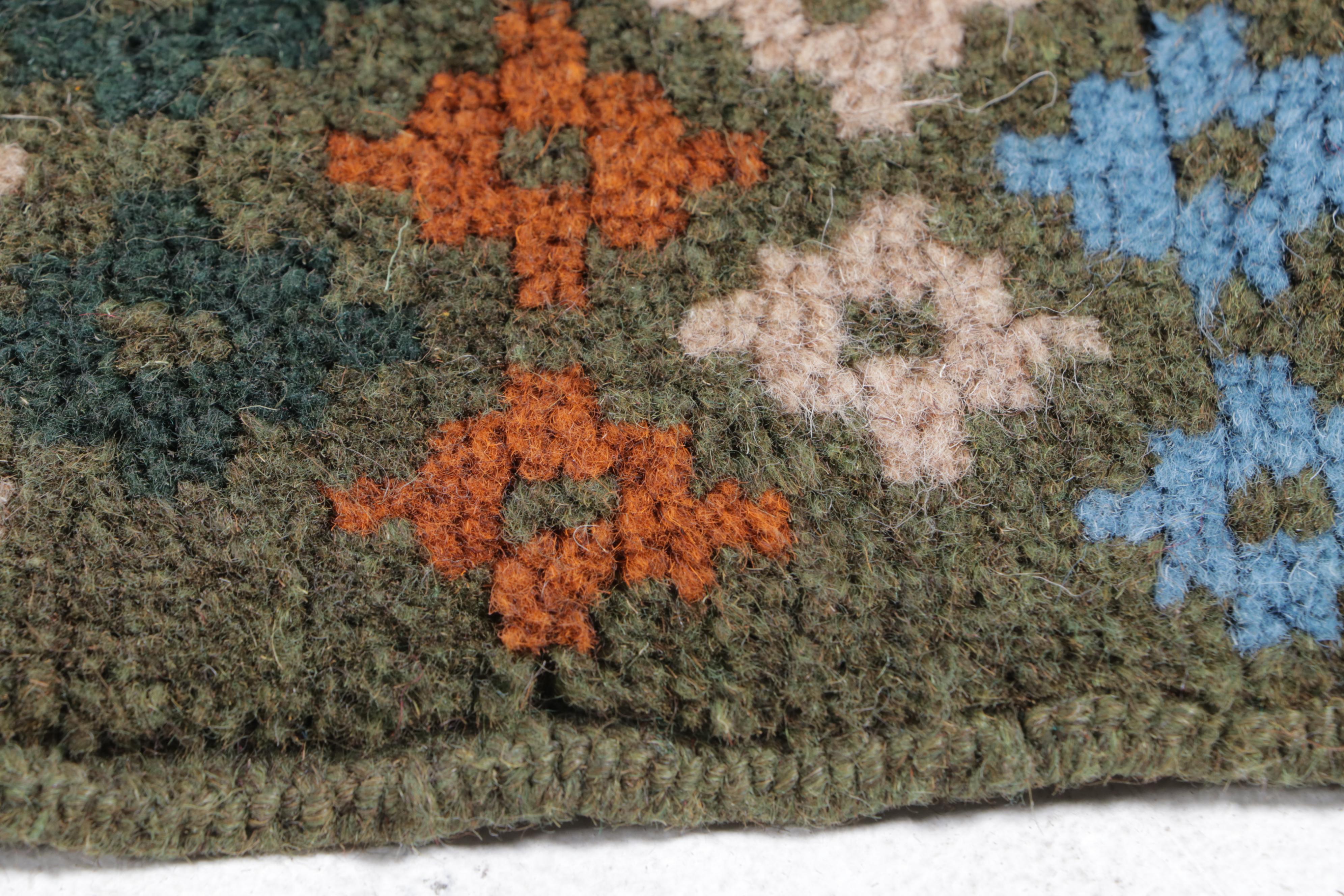 2' x 2'11 Hand-Knotted Persian Gabbeh Accent Rug