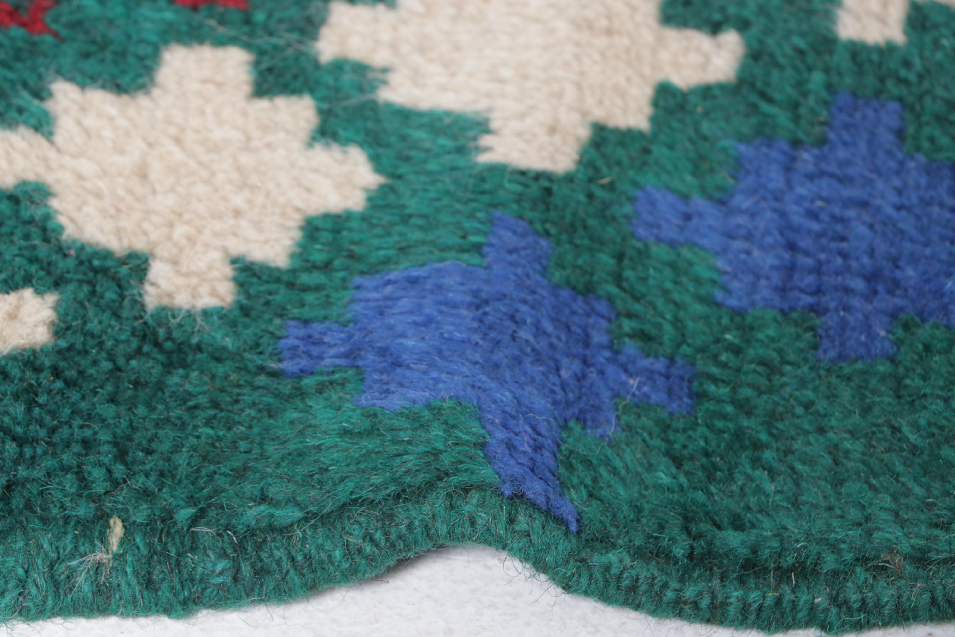 2'2 x 3'1 Hand-Knotted Persian Gabbeh Accent Rug