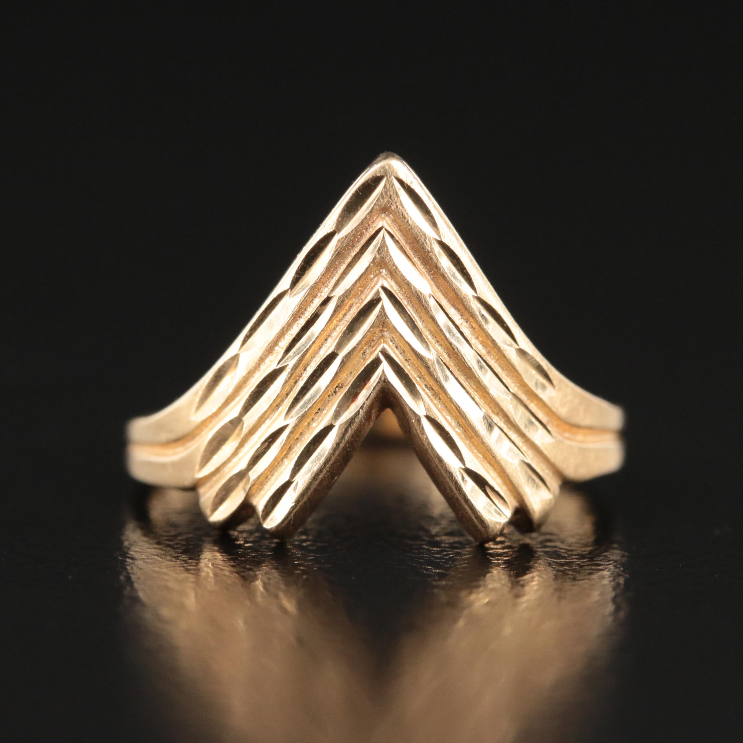 18K Chevron Ring with Diamond Cut Accents