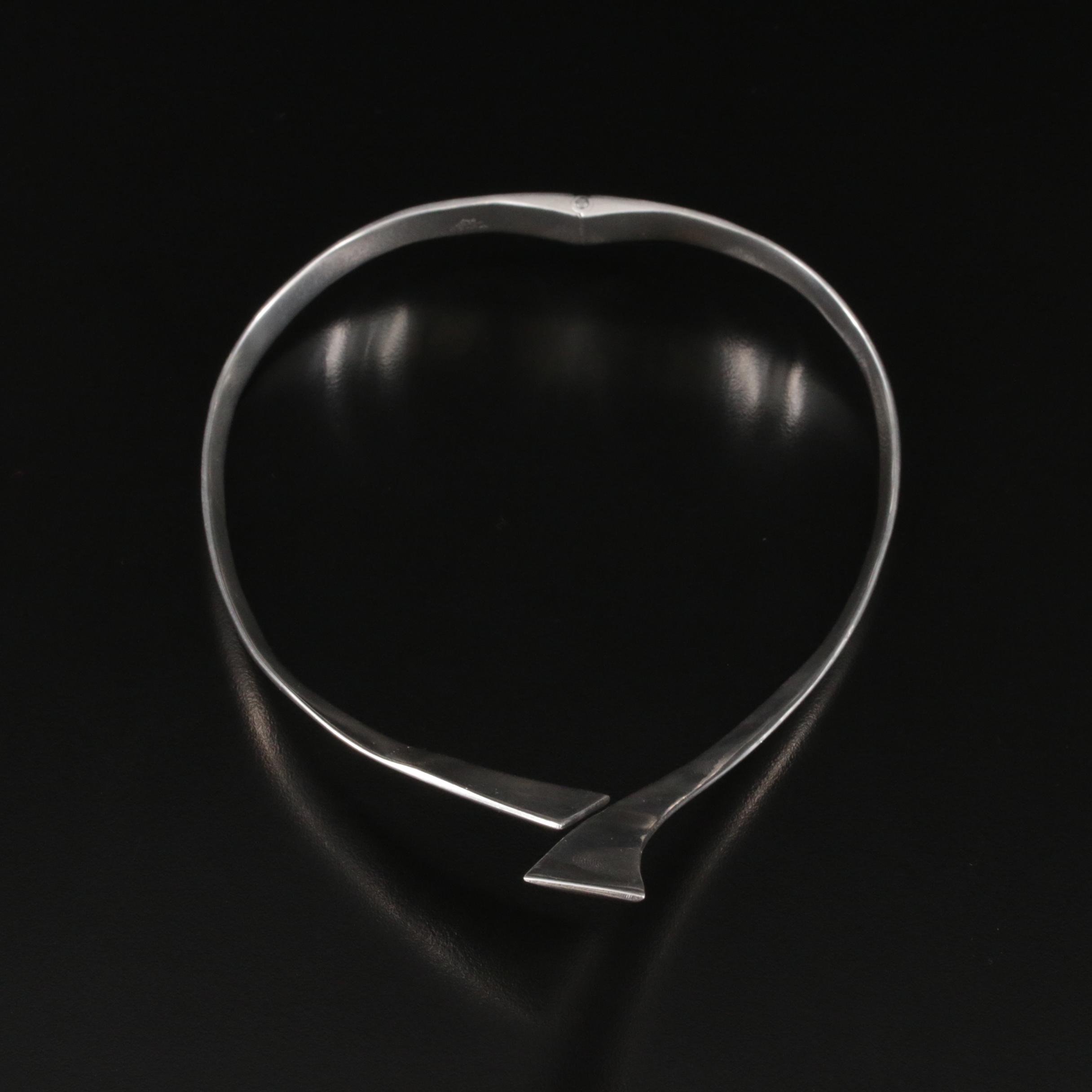 950 Silver Opal Hinged Collar Necklace