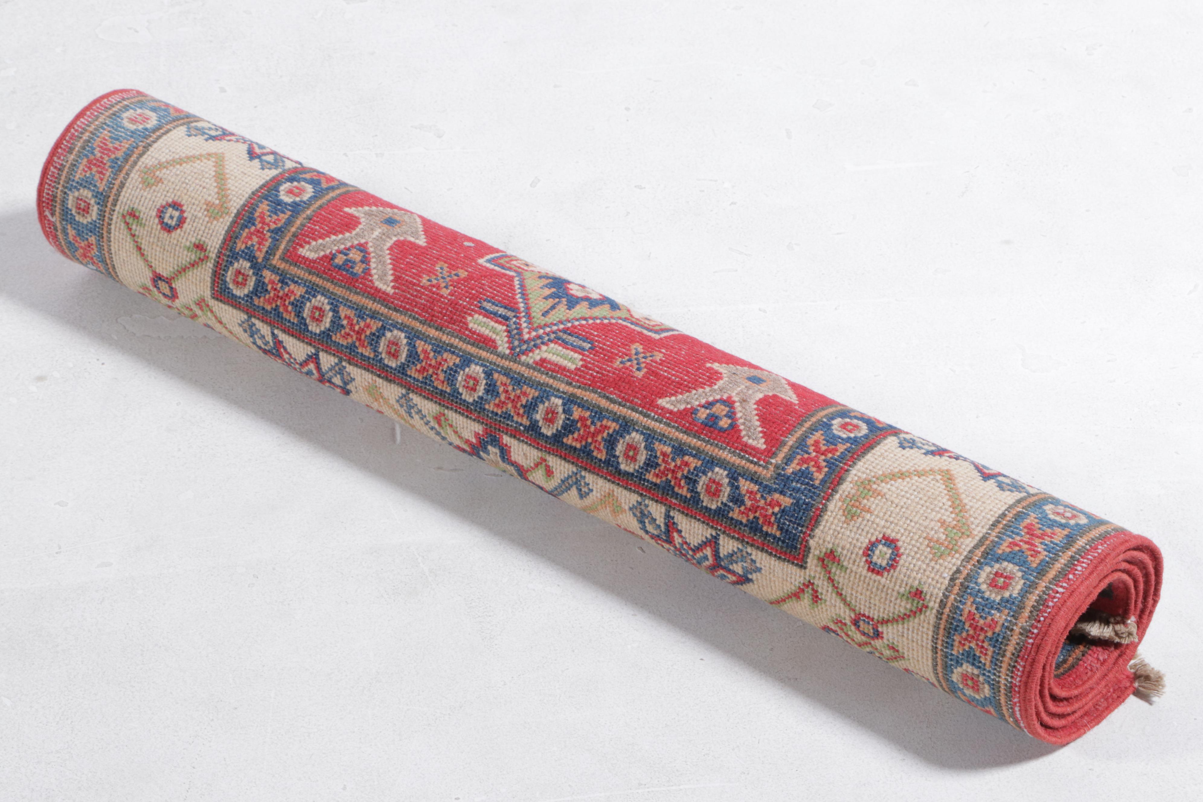 2'10 x 4'3 Hand-Knotted Pakistani Kazak Accent Rug