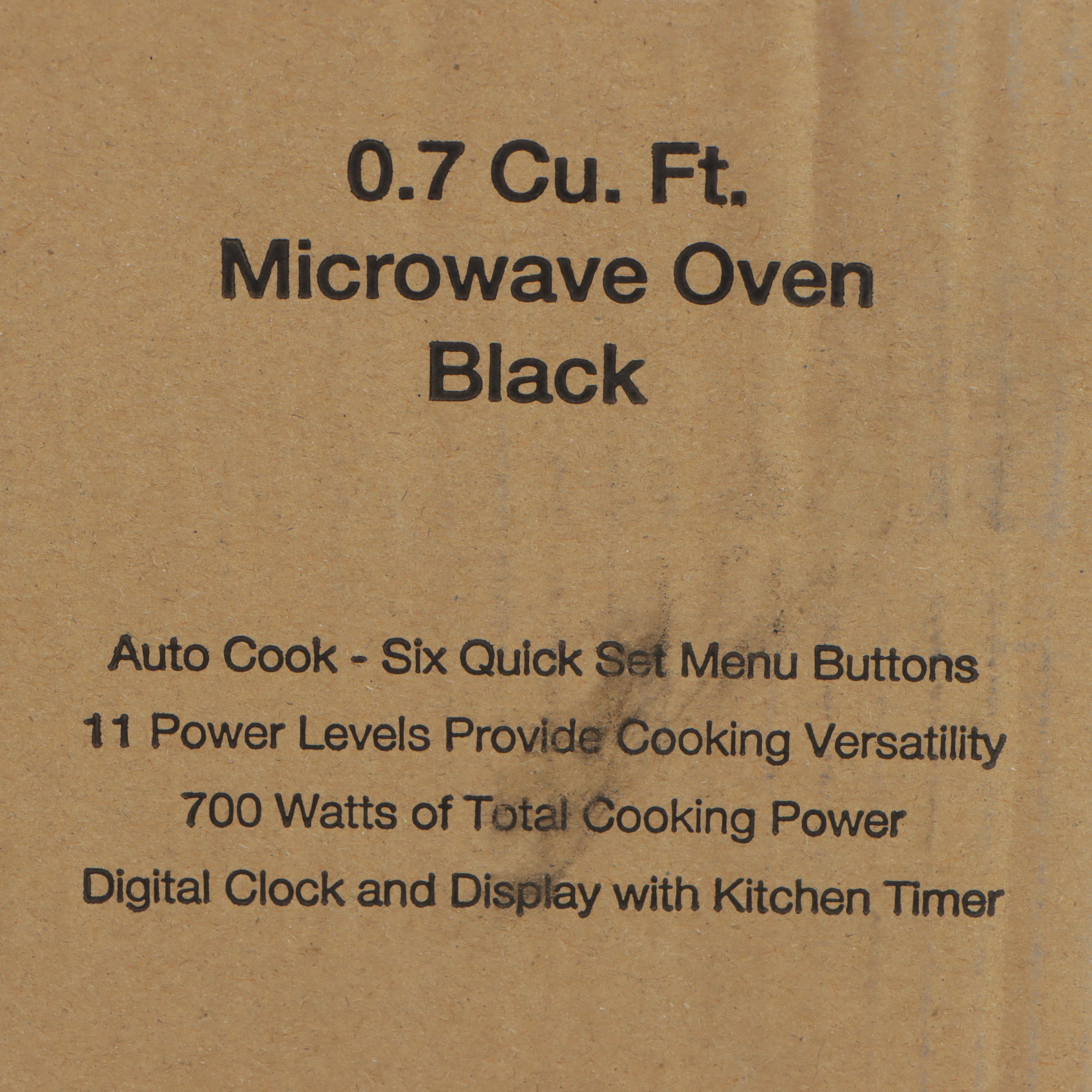 Proctor Silex Black and Chrome 20", 0.7 Cu. Ft. Counter Top Microwave Oven