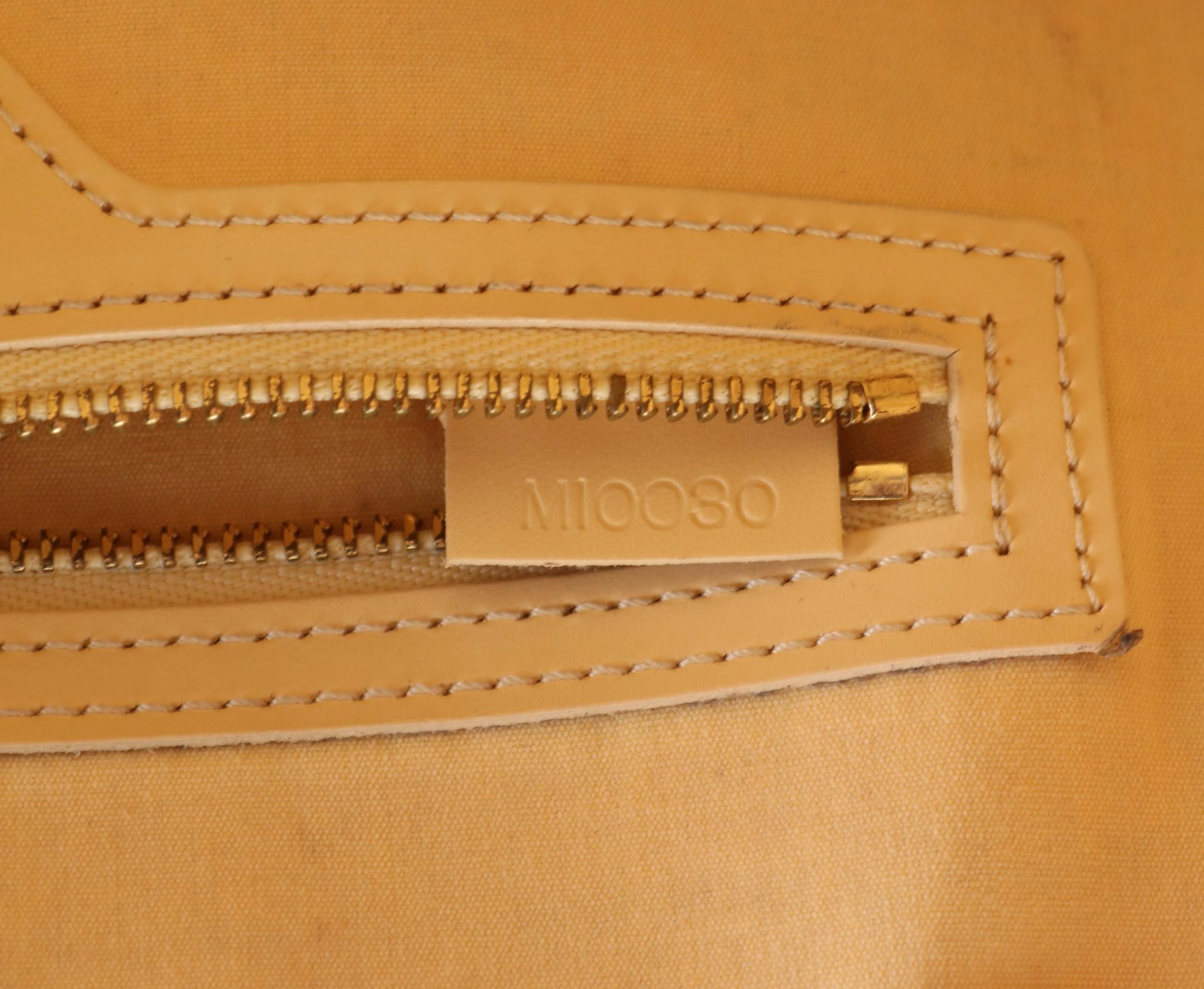 Louis Vuitton Saint Tropez Tote Bag in Vanilla Epi Leather