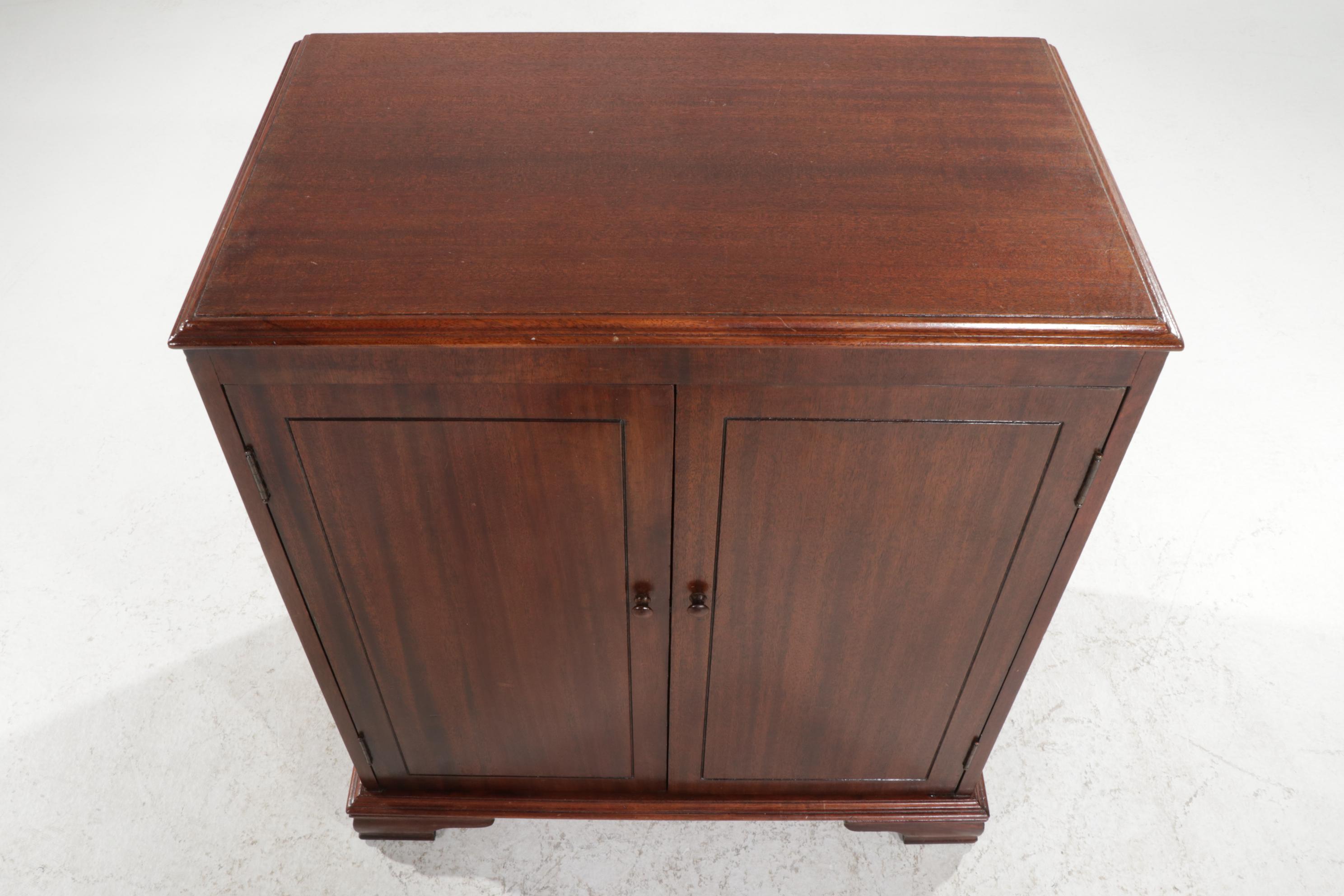 George III Style Mahogany Side Cabinet, Mid to Late 20th Century