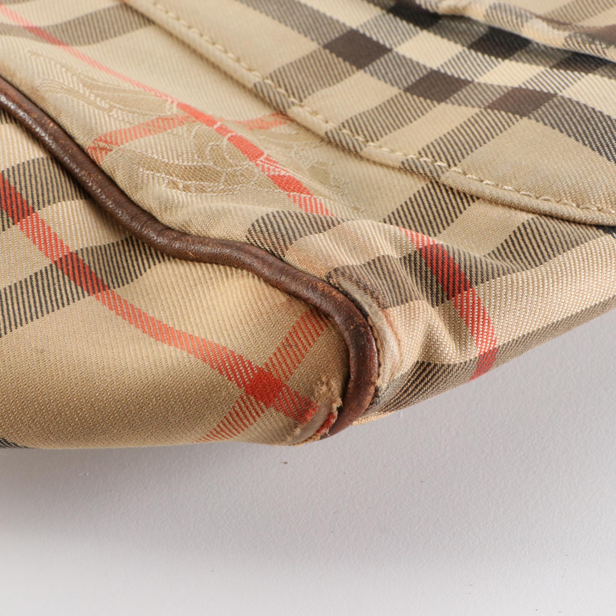 Burberrys Shoulder Bag in Haymarket Check with Brown Leather Trim