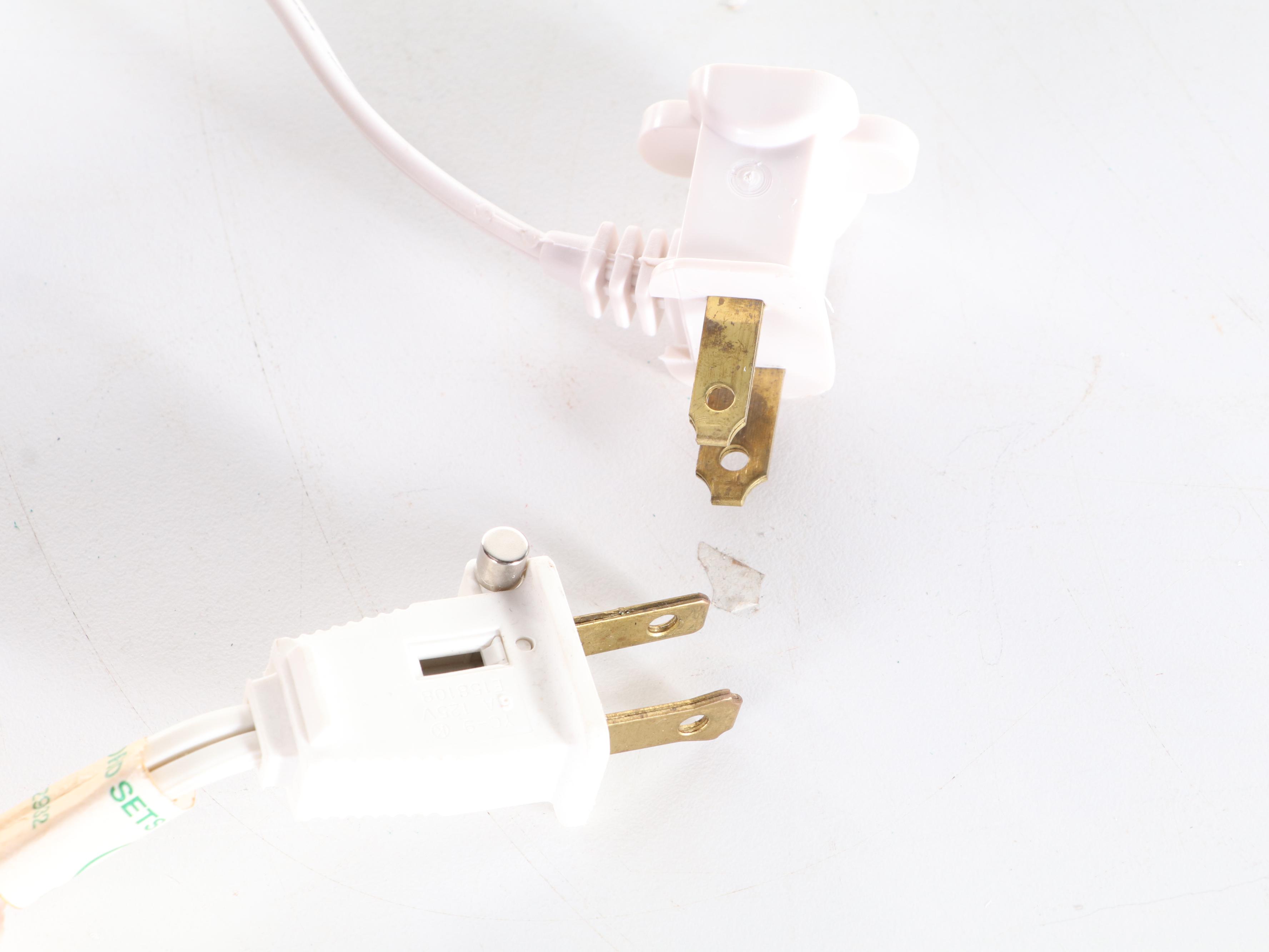 Department 56 "Ryman Auditorium" with Snow Village Accessories