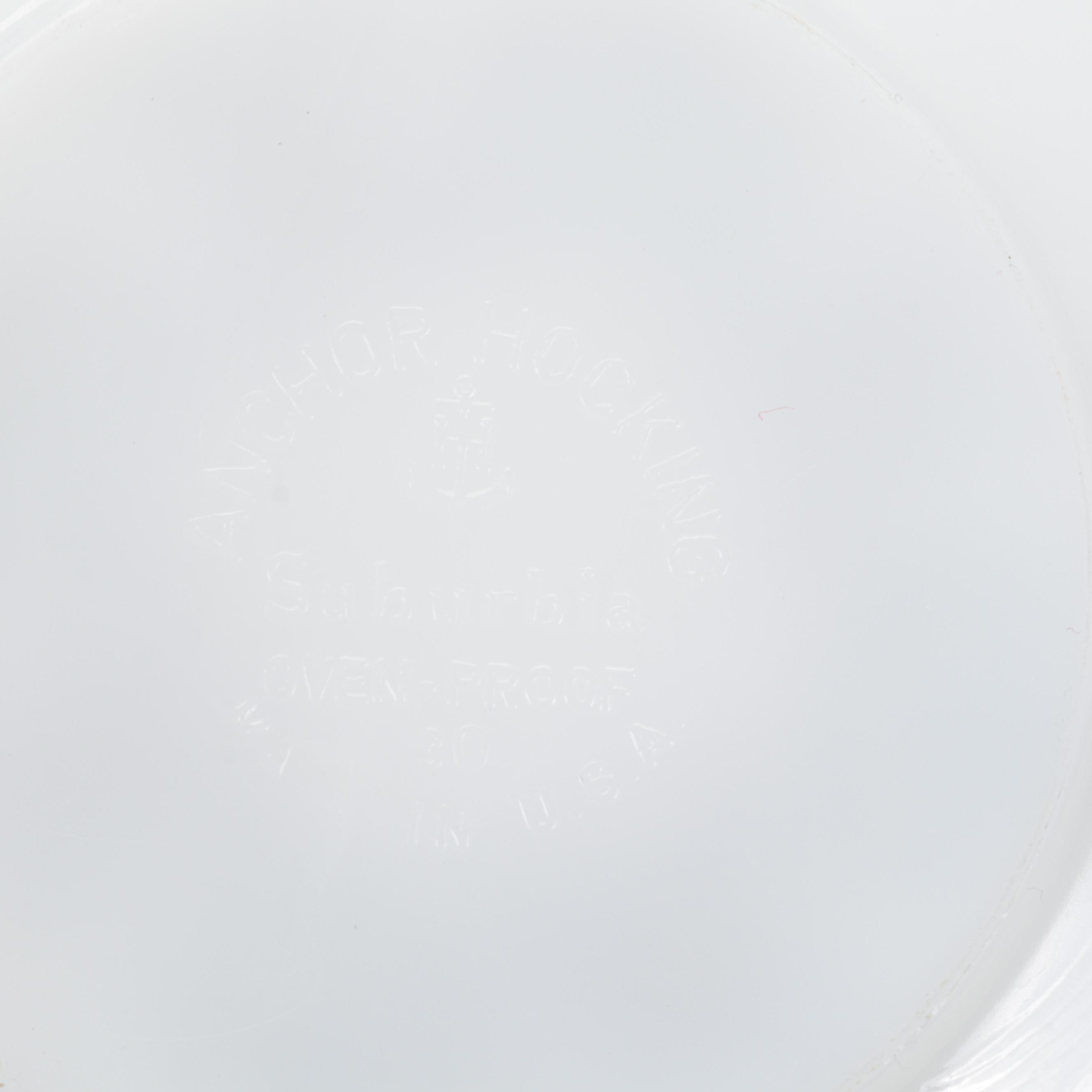 Wagner Ware Cast Iron Frying Pan, Jeannette Glasbake, and More Bakeware