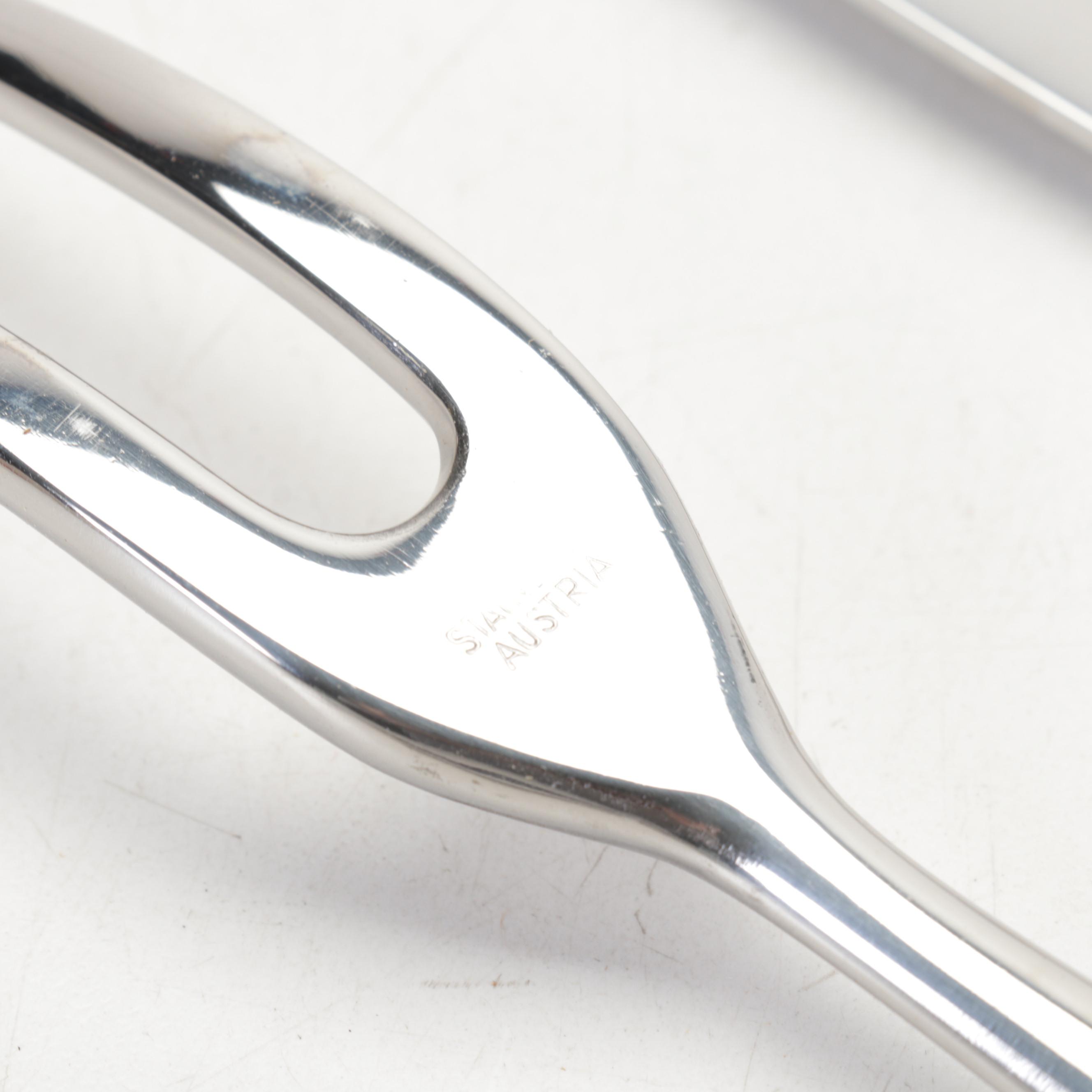 Wagner Ware Cast Iron Frying Pan, Jeannette Glasbake, and More Bakeware