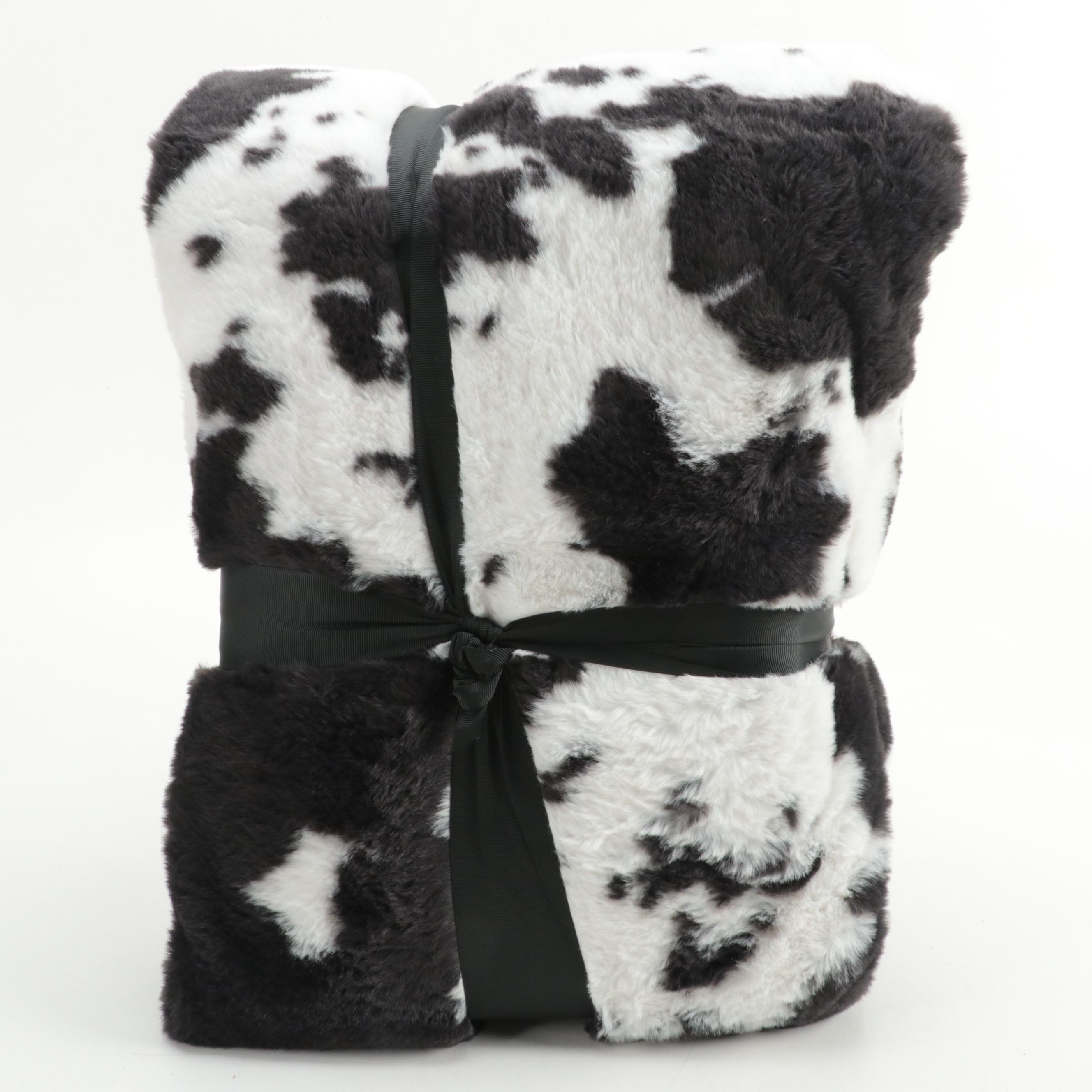 Member's Mark Hotel Premier Collection Luxury Throw in Black Cow