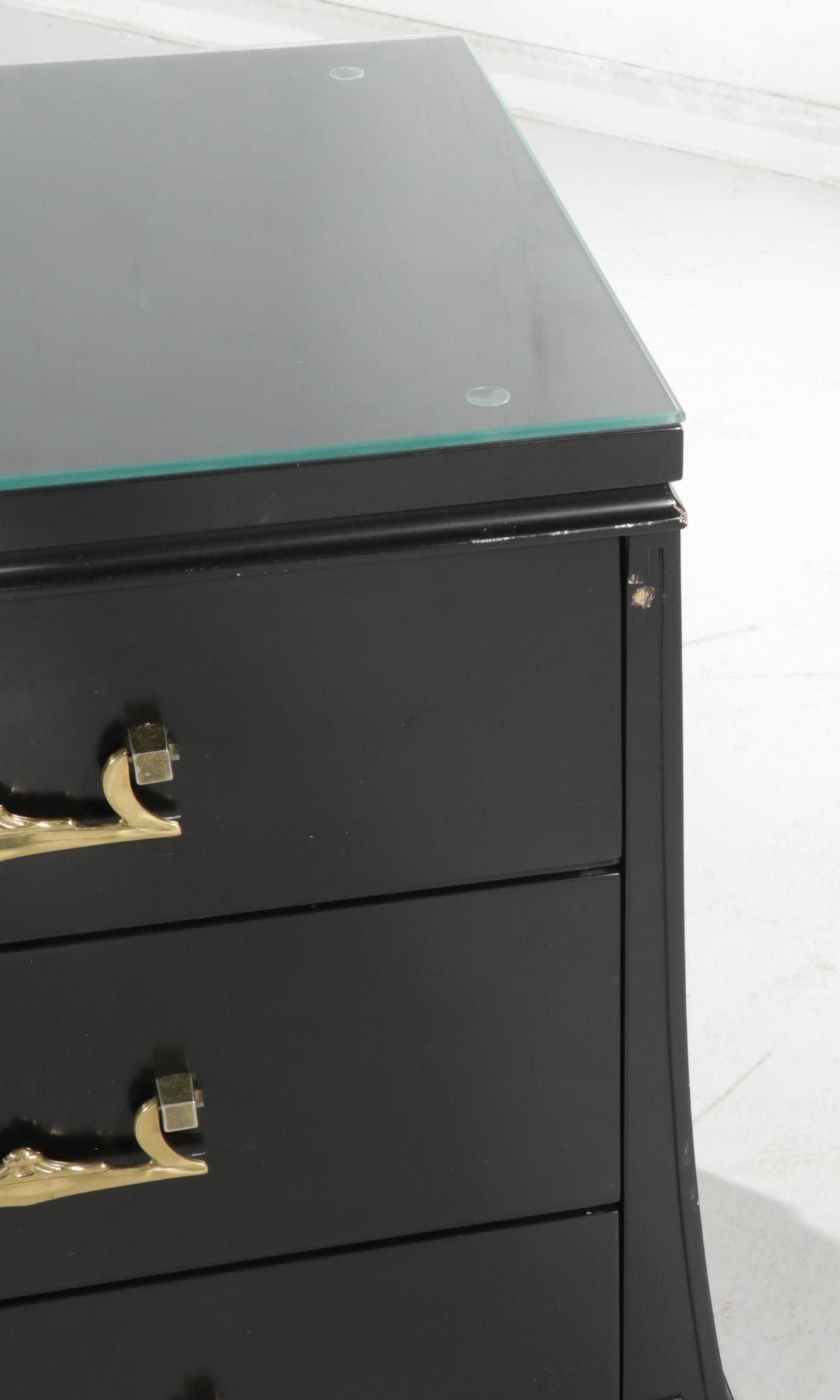 Sieling Furniture Modern Black Lacquered Dresser, Chest and Nightstand